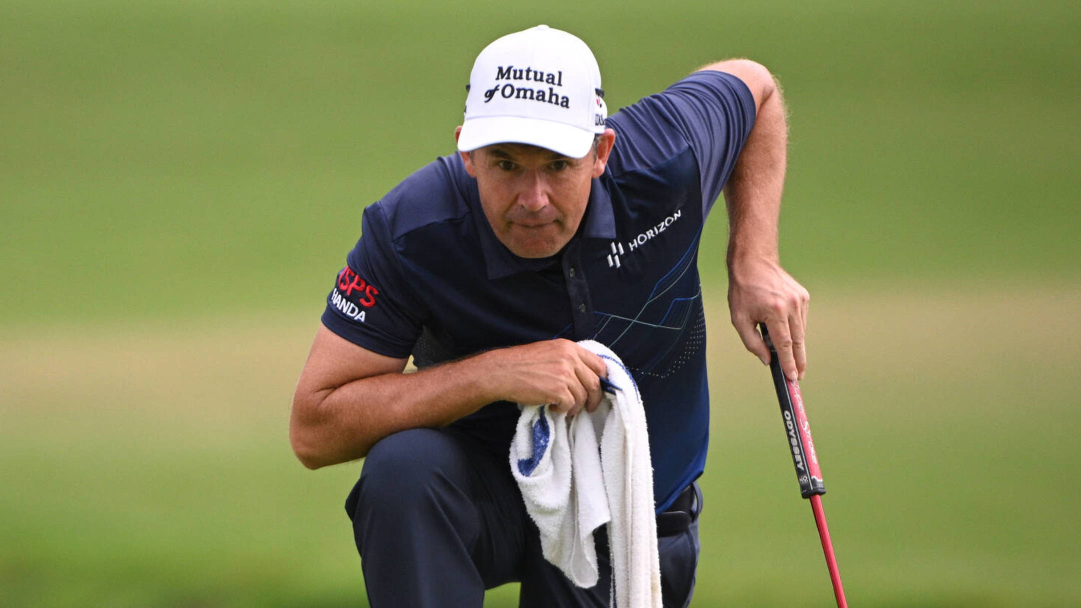 Padraig Harrington, lush green course, towel, Full HD Desktop Wallpaper