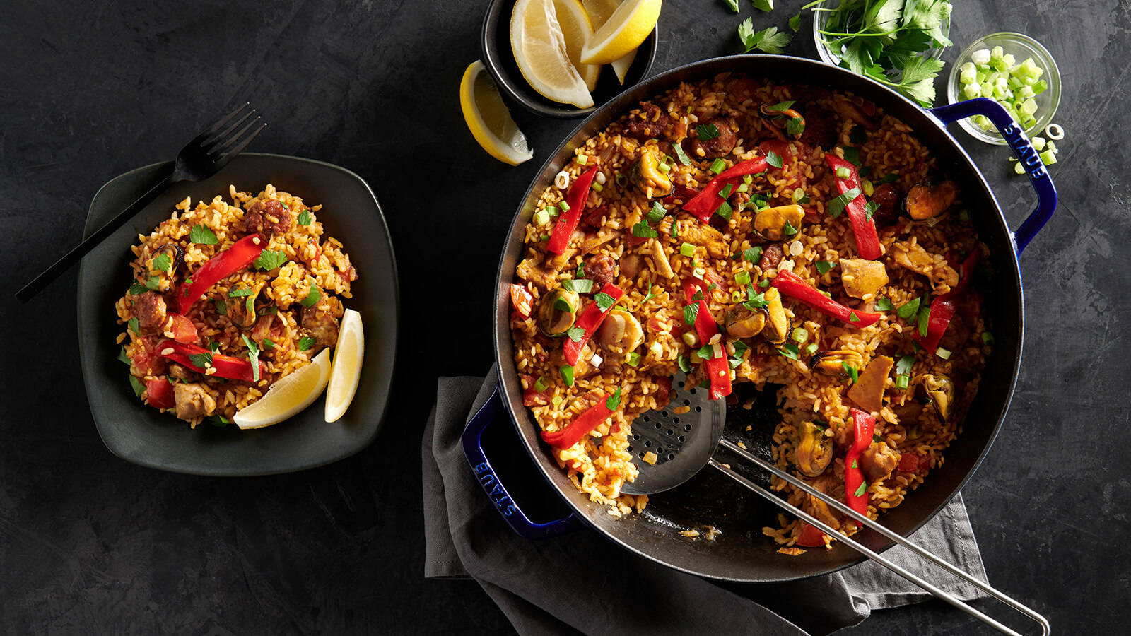 spicy paella, blue pan, bowl, HD Desktop Wallpaper