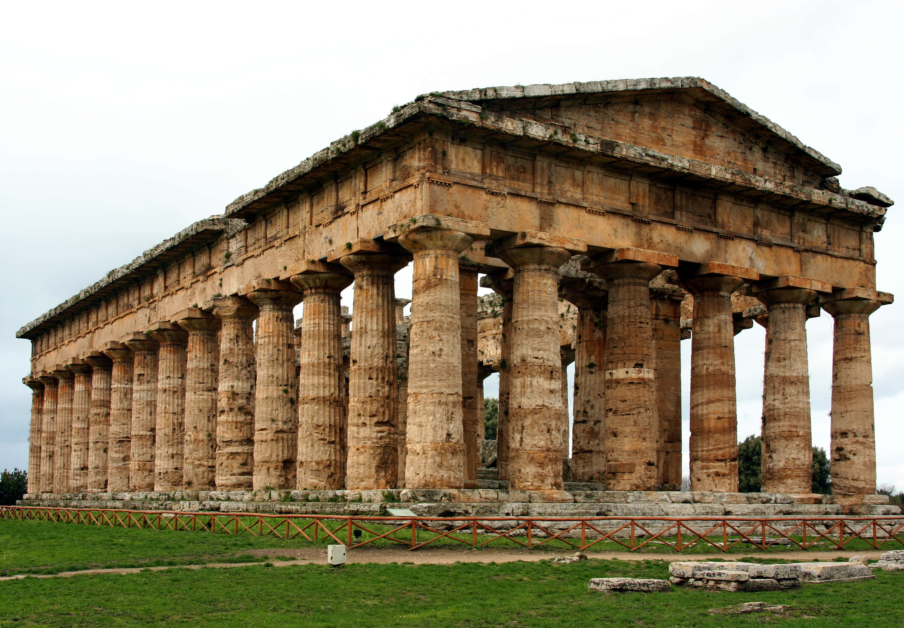 Paestum, overcast sky, ancient stone temple, 2K Desktop Wallpaper