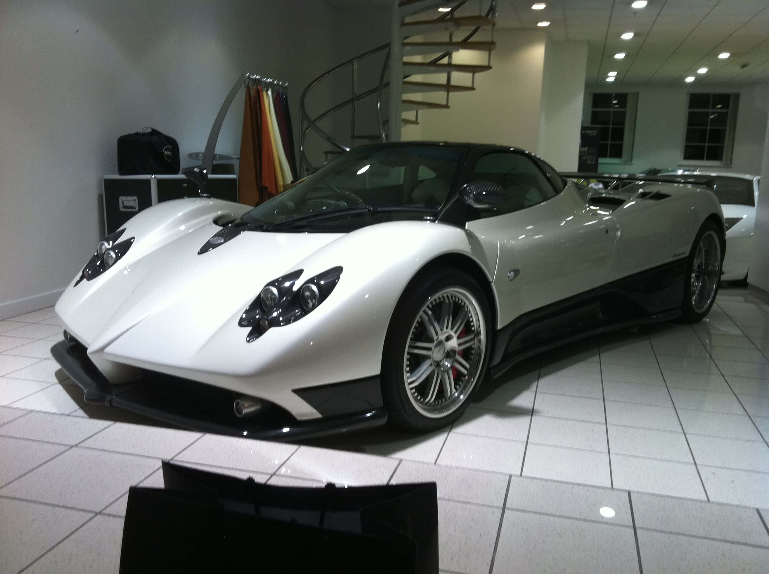 Pagani Zonda C12 Roadster, white, black accents, 2K Desktop Wallpaper