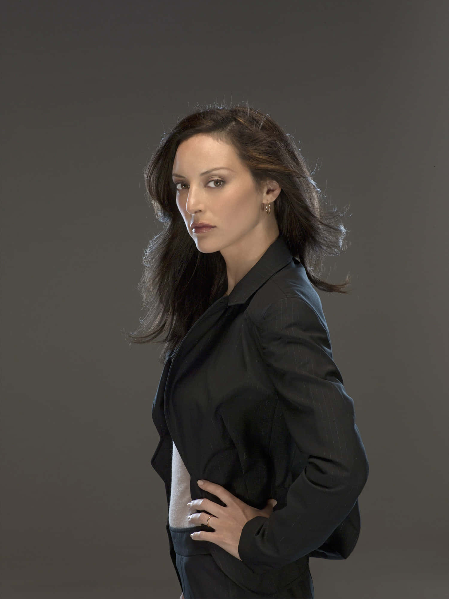 Paget Brewster, black blazer, muted gray backdrop, Full HD Phone Wallpaper