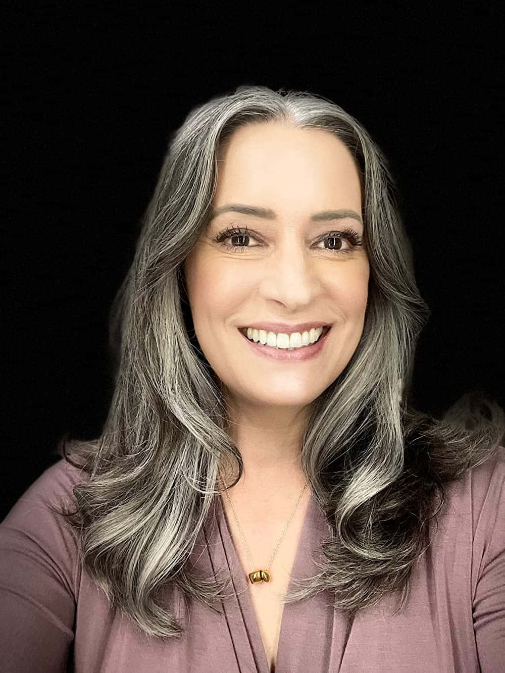 Paget Brewster, silver-gray hair, mauve top, HD Phone Wallpaper
