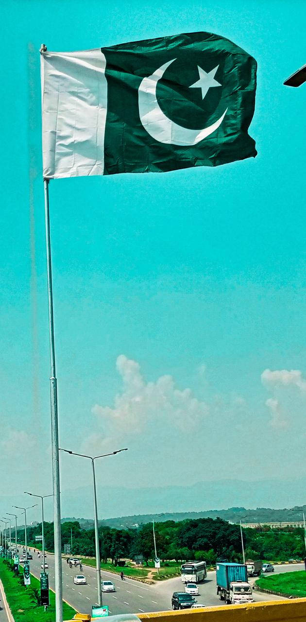 Pakistan flag, tall pole, vibrant turquoise sky, HD Phone Wallpaper
