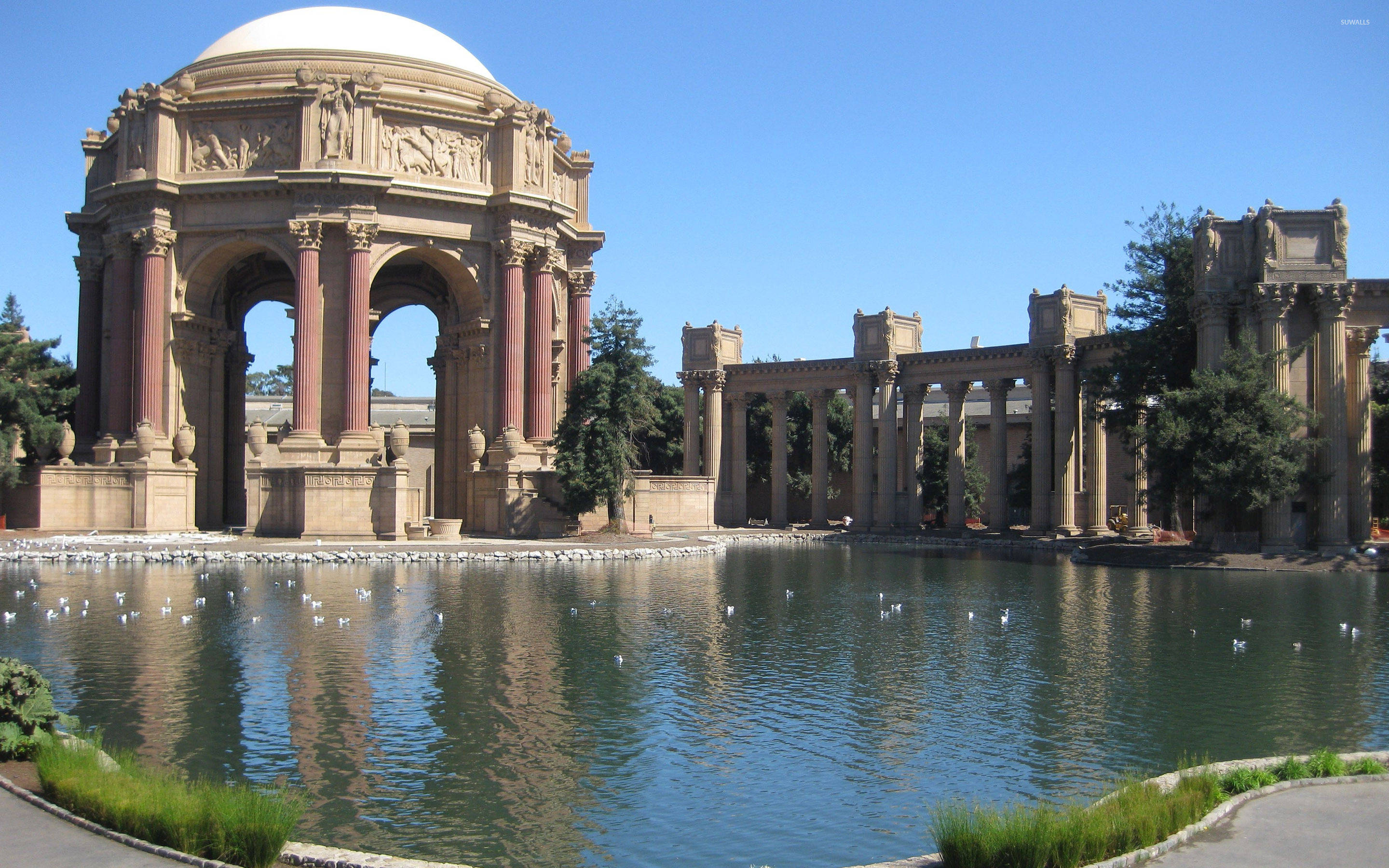 Palace Of Fine Arts, red columns, dome, 2K Desktop Wallpaper