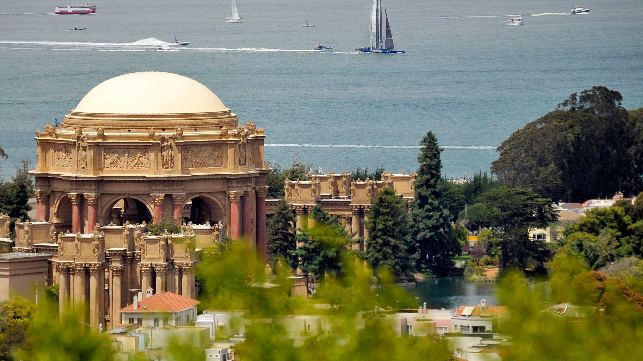 Palace Of Fine Arts, dome, bustling bay, 2K Desktop Wallpaper