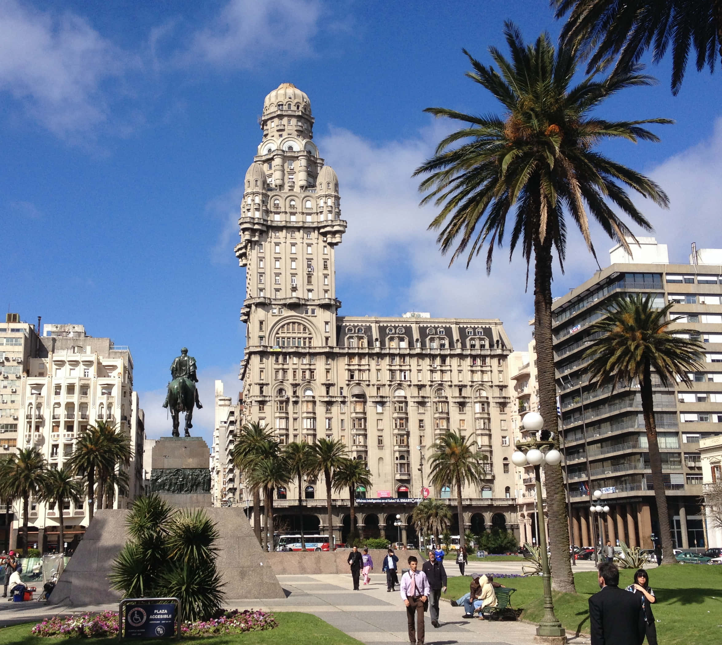 Palacio Salvo, sunny plaza, palm trees, Full HD Desktop Wallpaper