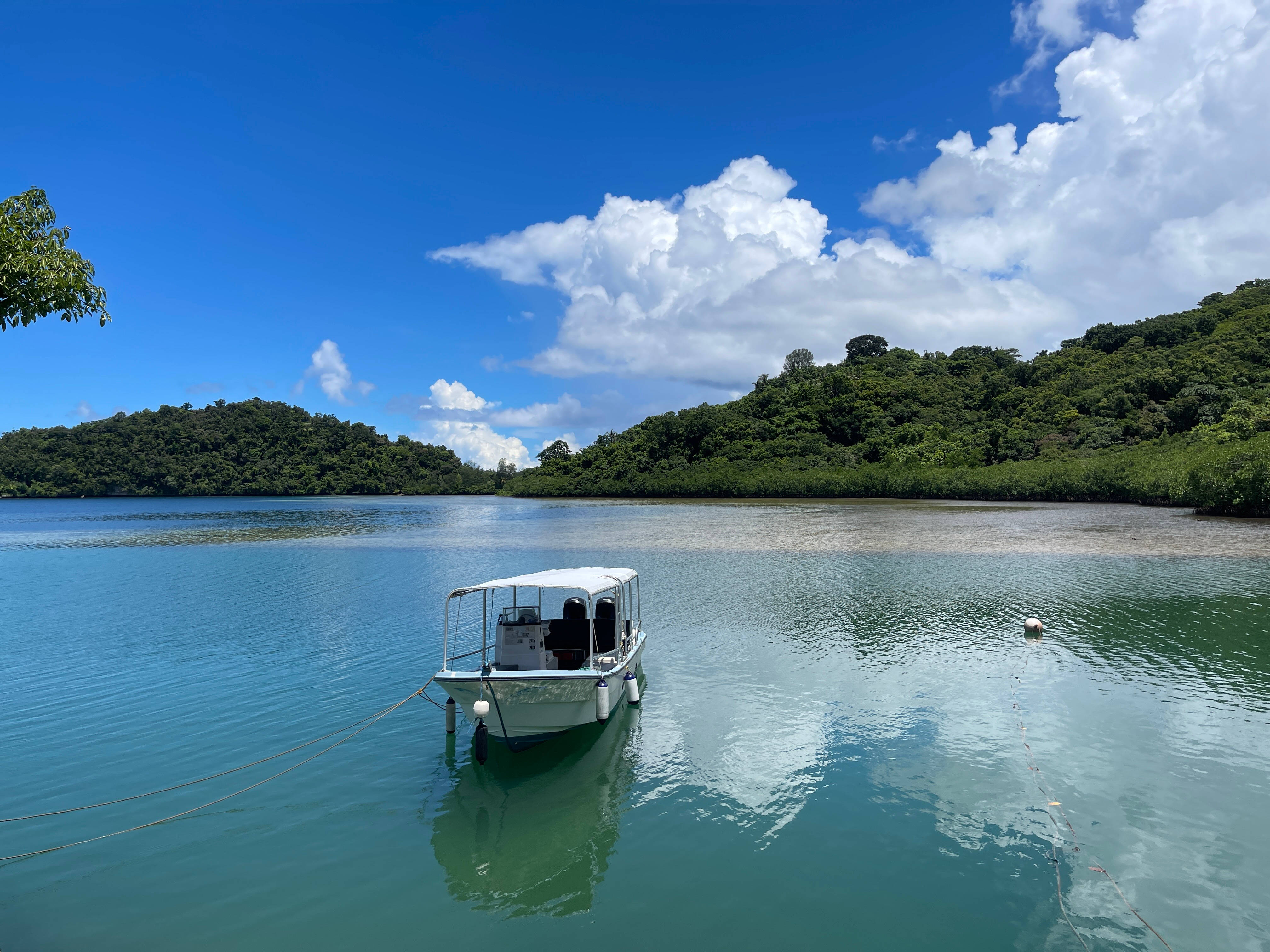 Palau, white boat, turquoise waters, 4K Desktop Wallpaper
