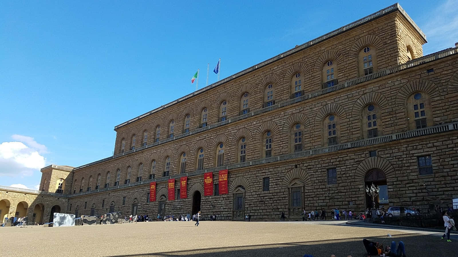 Palazzo Pitti, arched windows, red banners, HD Desktop Wallpaper