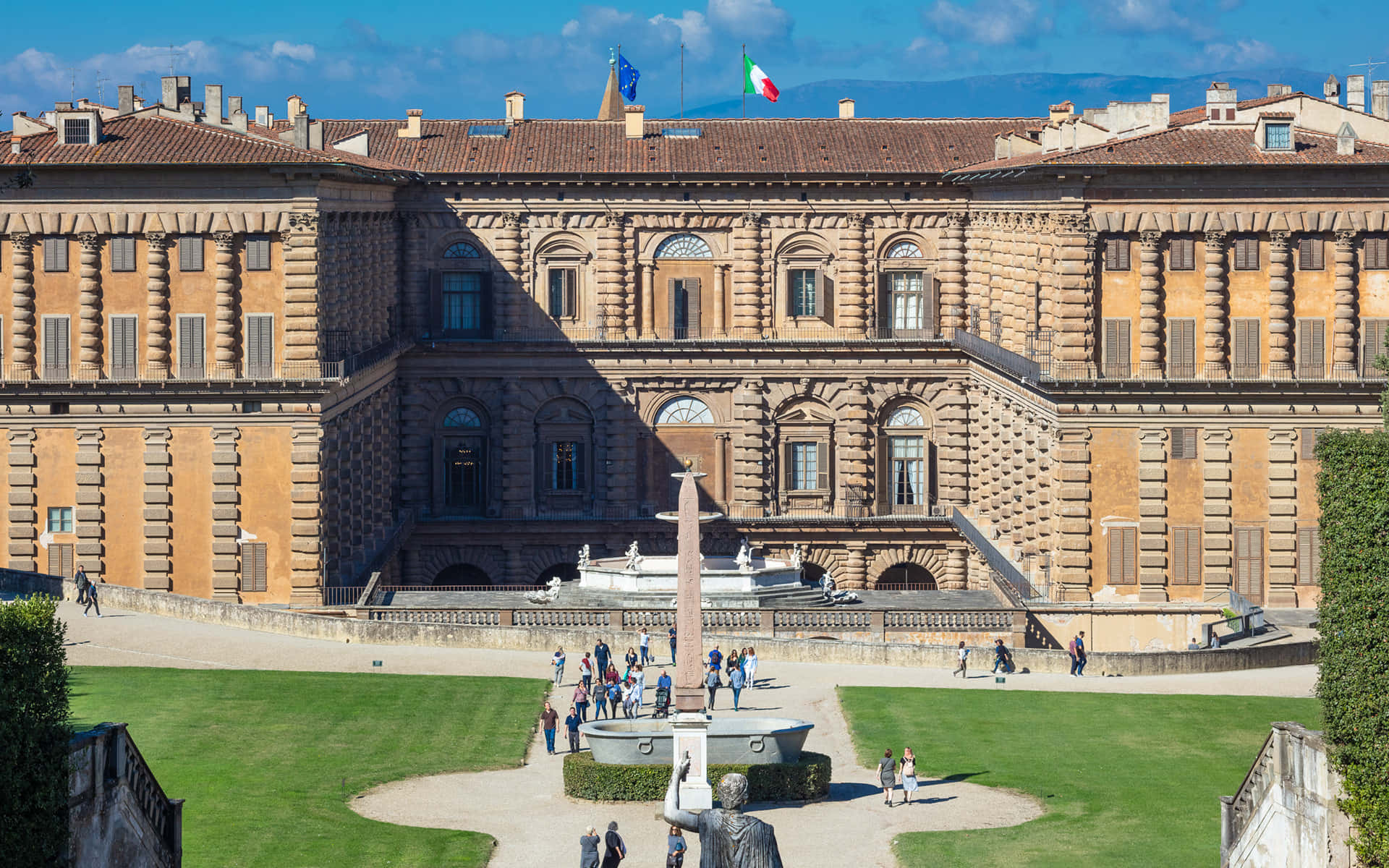 Palazzo Pitti, terracotta roof, flags, Full HD Desktop Wallpaper