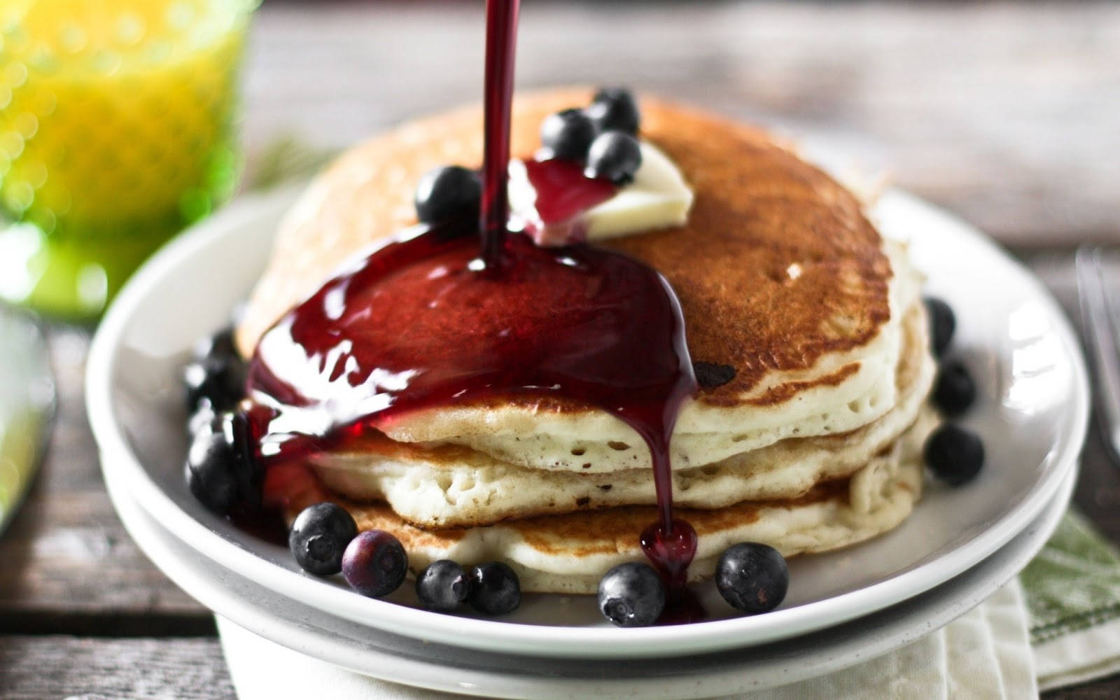 golden pancakes, glossy blueberry syrup, fresh blueberries, HD Desktop Wallpaper