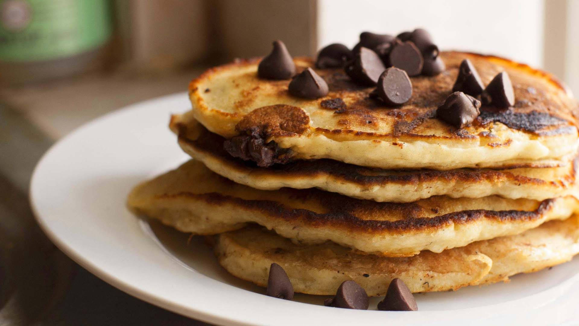 Pancakes With Chocolate Kisses, golden-brown pancakes, melted chocolate chips, Full HD Desktop Wallpaper