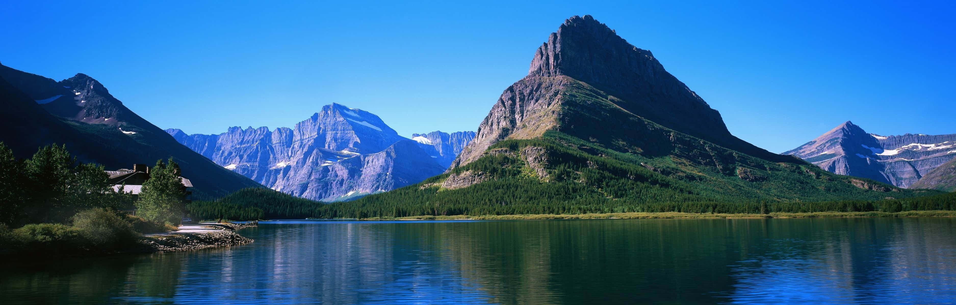 Panoramic Desktop, lake, jagged mountains, 2K Desktop Wallpaper