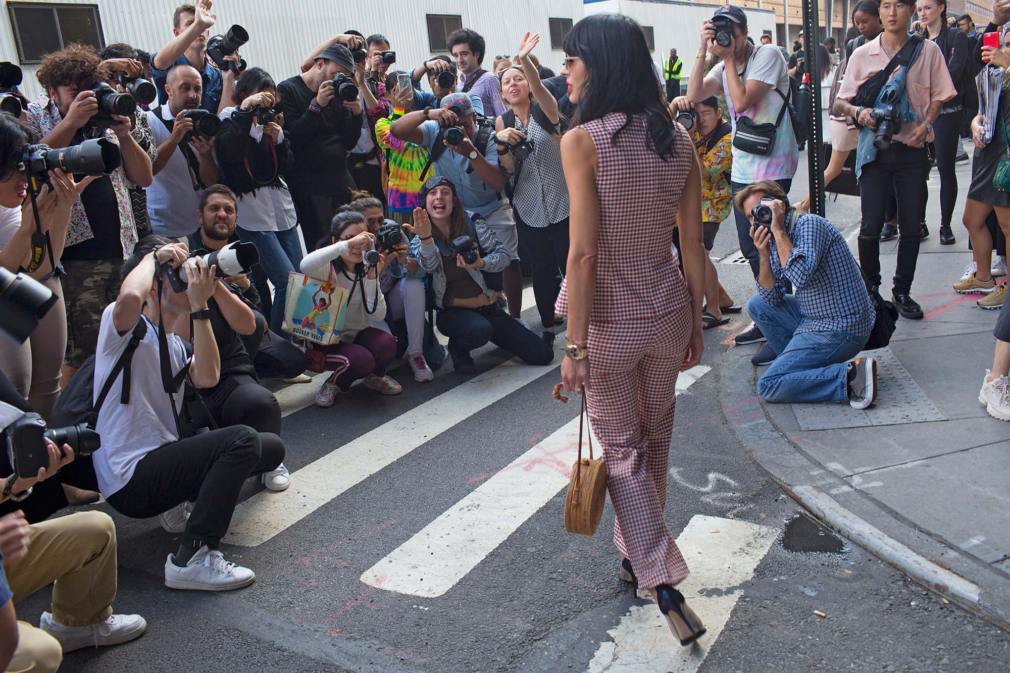 Paparazzi 2000, checkered suit, street, Full HD Desktop Wallpaper