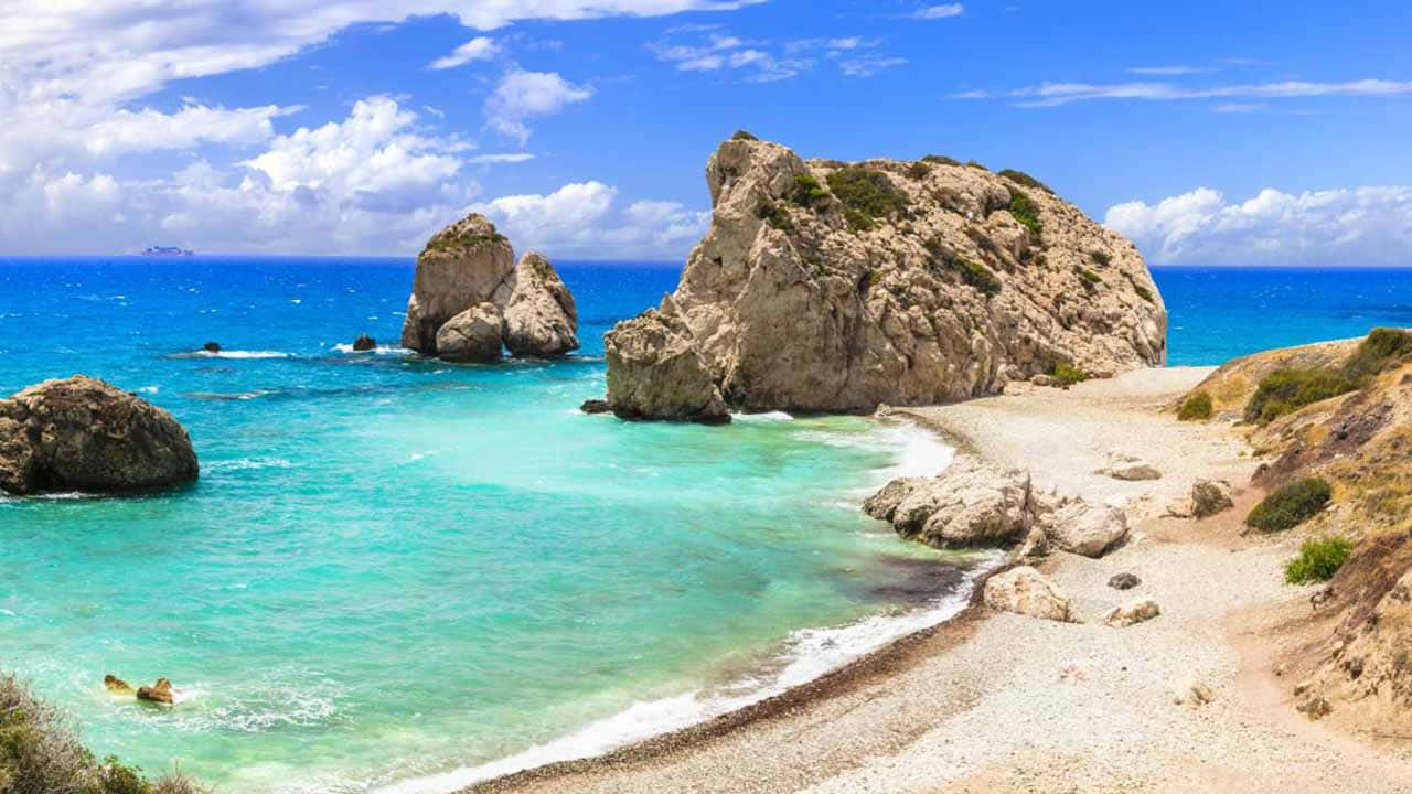 Paphos Beach, turquoise waters, rugged cliffs, HD Desktop Wallpaper