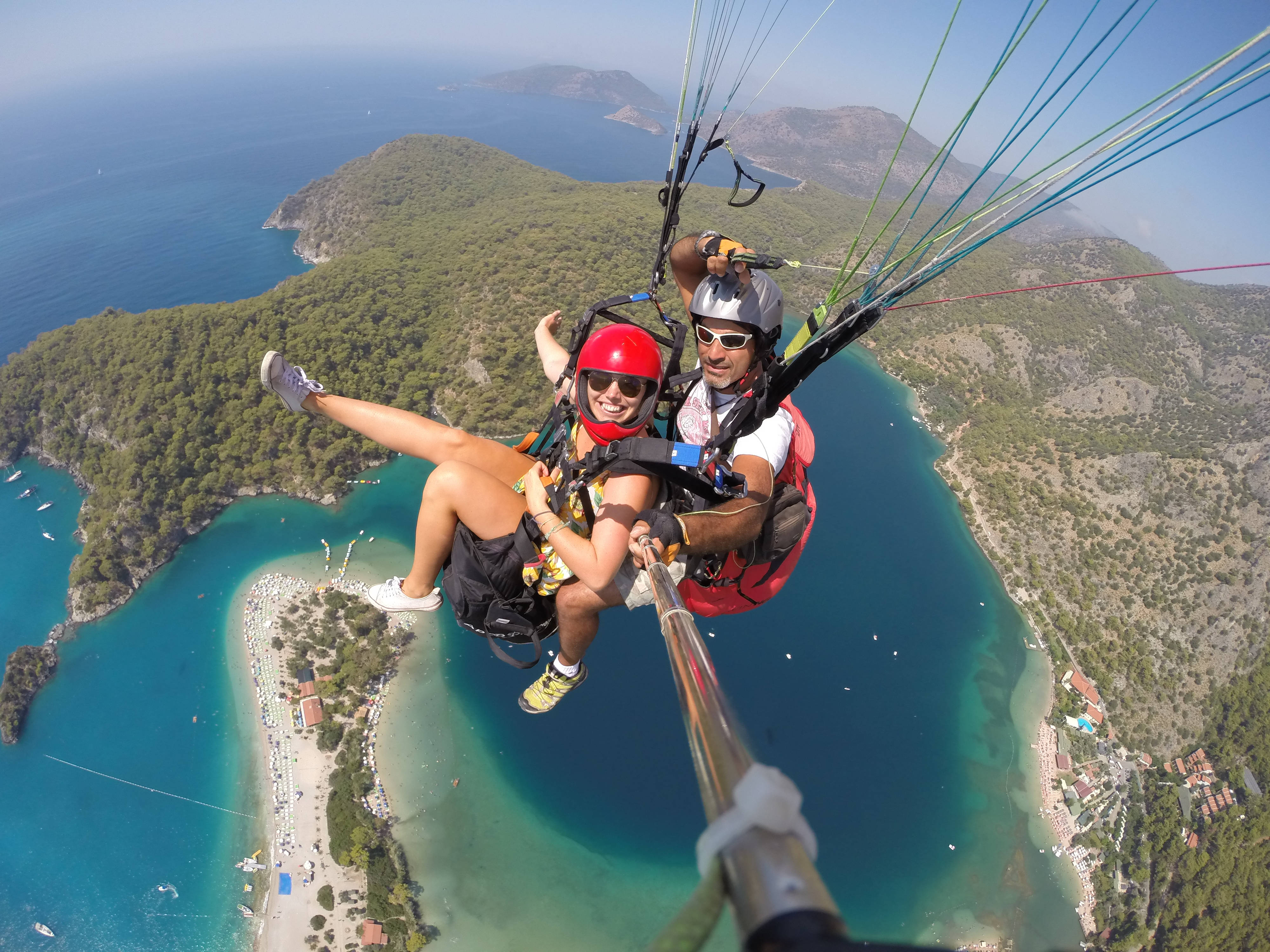 paragliding, tandem couple, turquoise bay, 4K Desktop Wallpaper