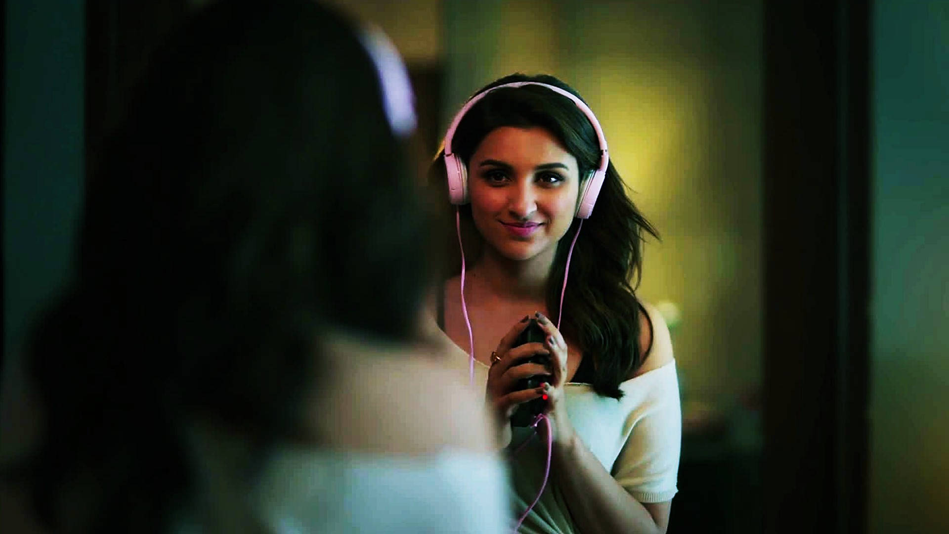 Parineeti Chopra, pink headphones, mirror, Full HD Desktop Wallpaper