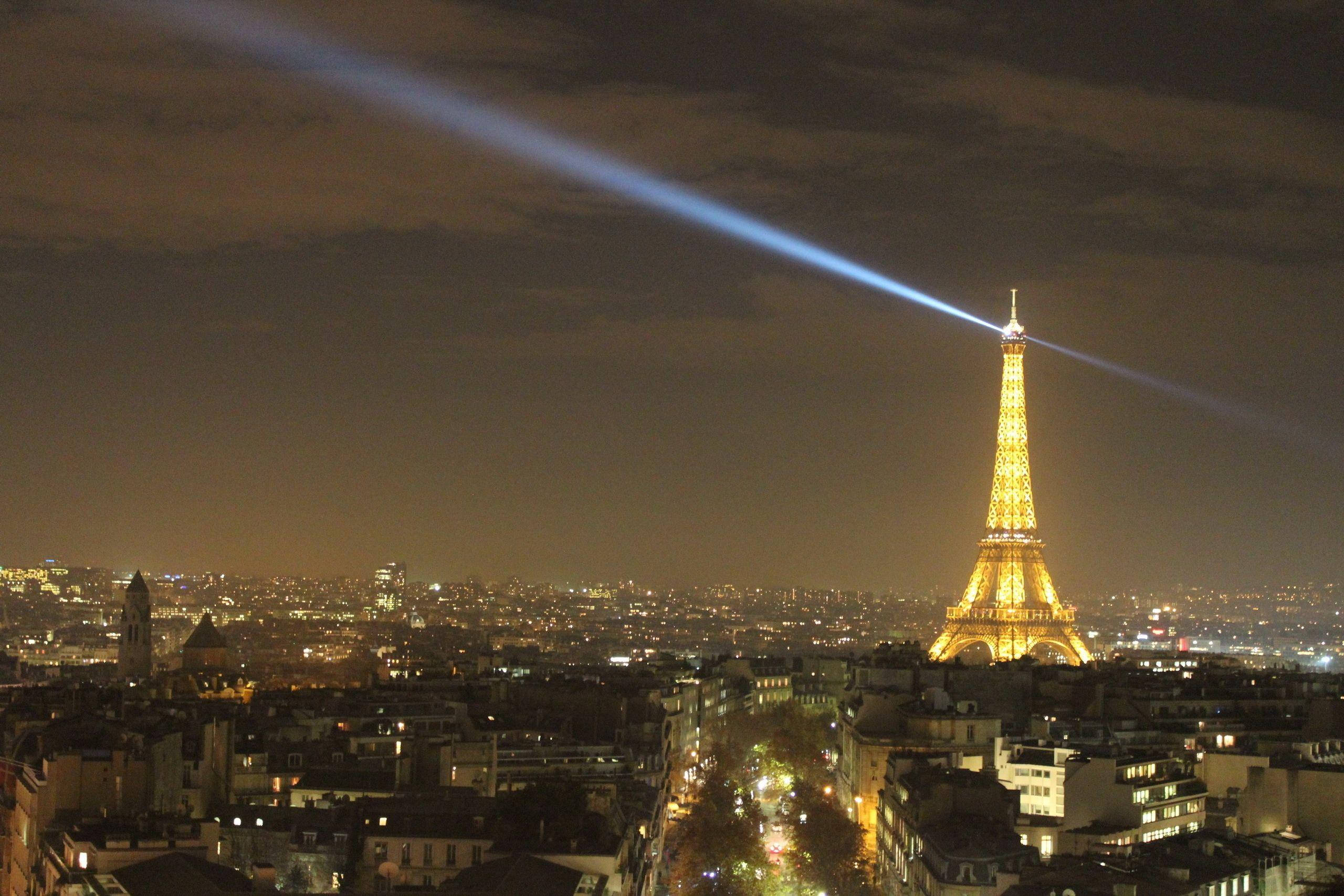 Eiffel Tower, Paris, golden glow, 2K Desktop Wallpaper