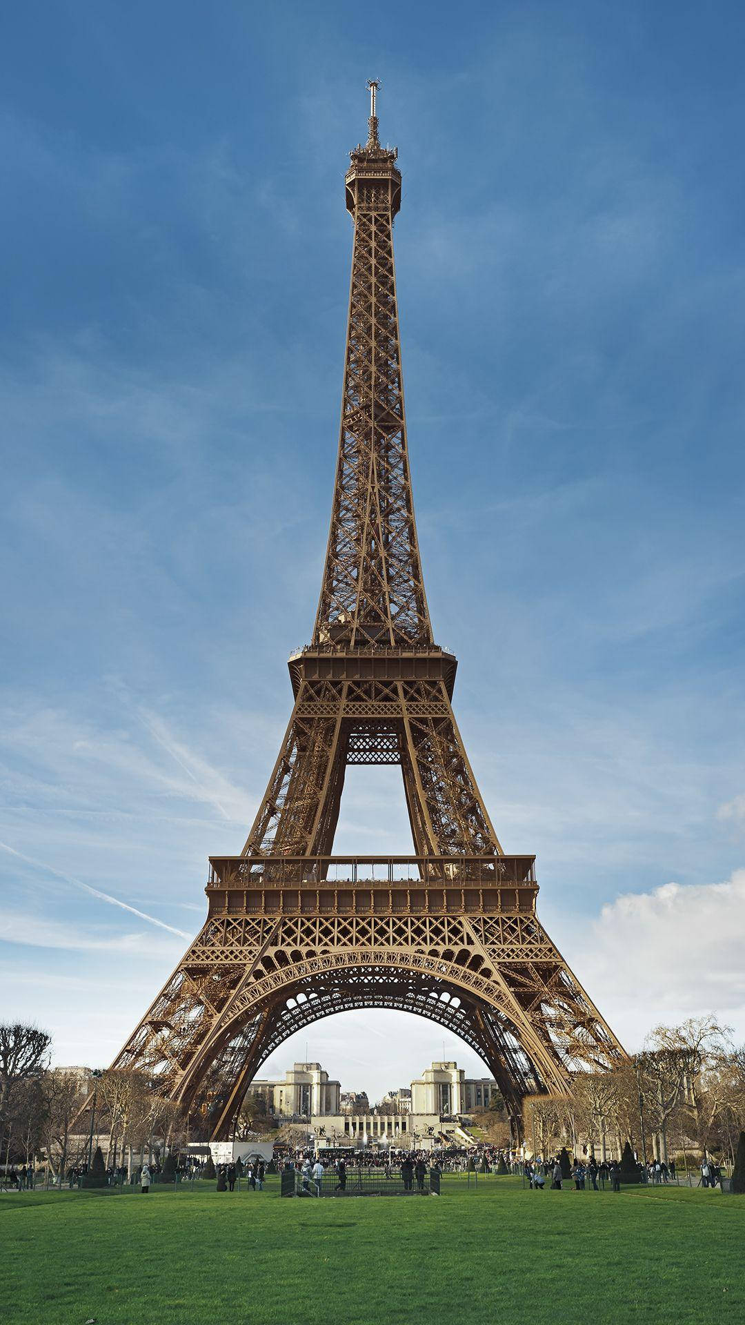 Paris Eiffel Tower, clear blue sky, wispy clouds, Full HD Phone Wallpaper