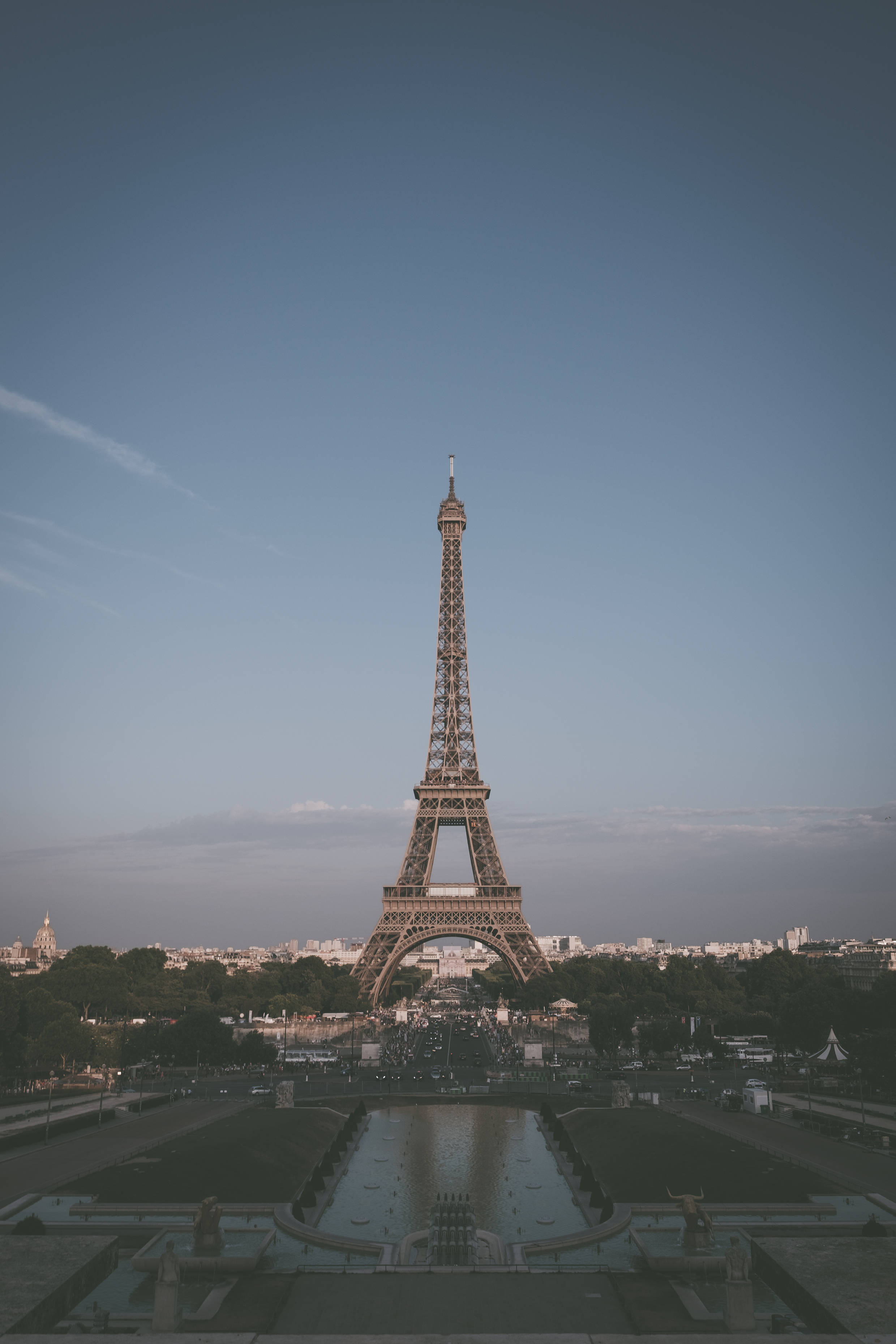 Paris Eiffel Tower, Eiffel Tower, clear blue sky, 2K Phone Wallpaper