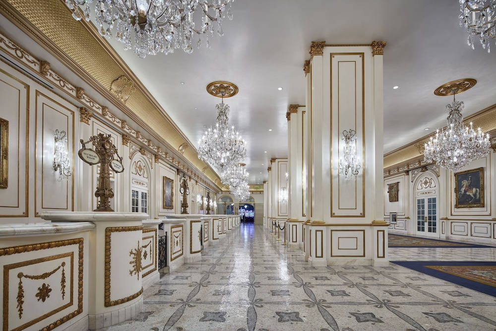 Paris Las Vegas, gold-trimmed white walls, chandeliers, SD Desktop Wallpaper