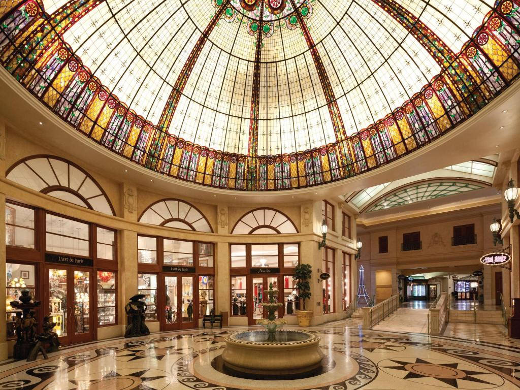 Paris Las Vegas, stained glass dome, marble floor fountain, SD Desktop Wallpaper