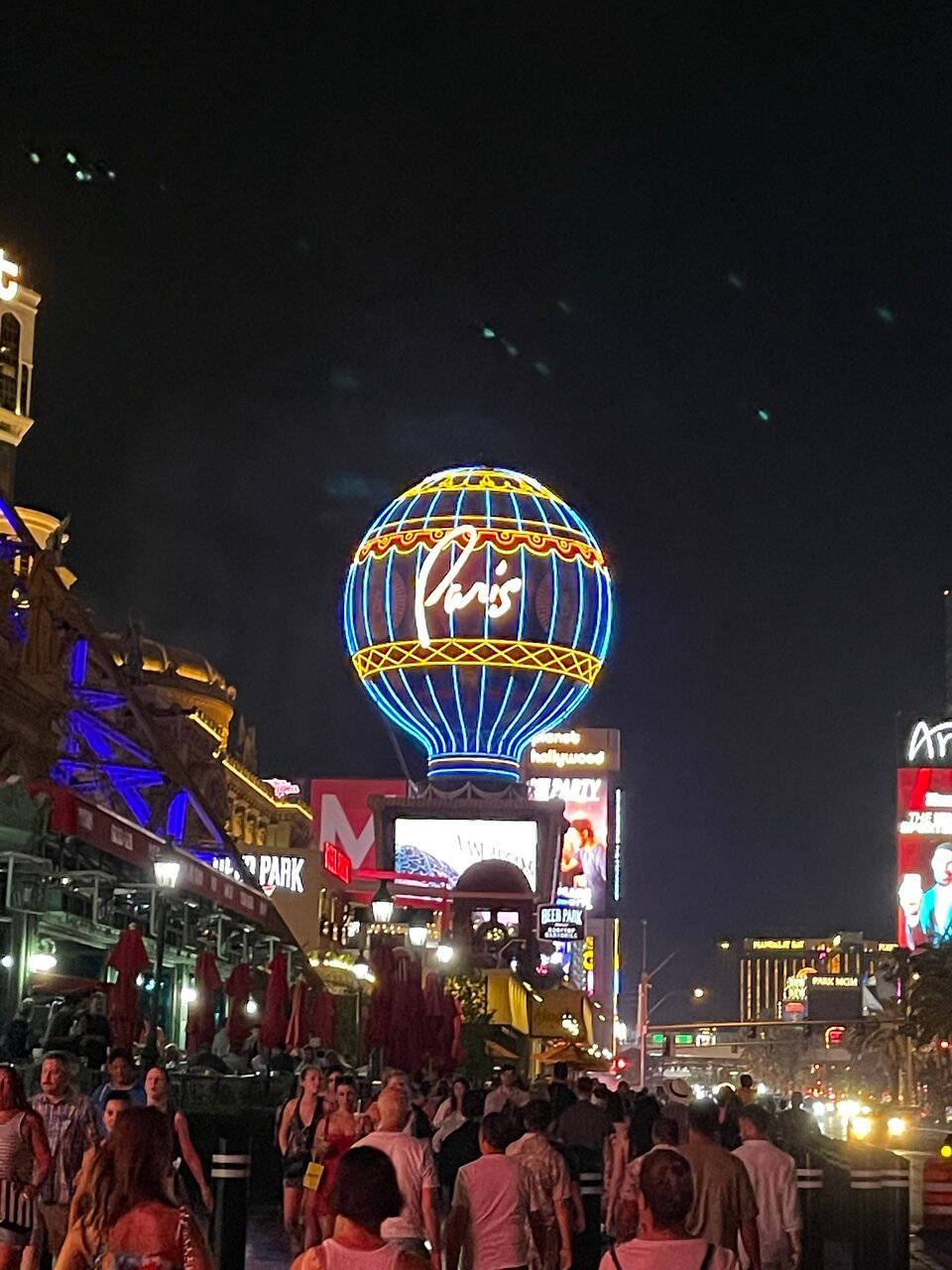 neon lighted montgolfier hot air balloon, Paris Las Vegas, neon hot air balloon sign, HD Phone Wallpaper