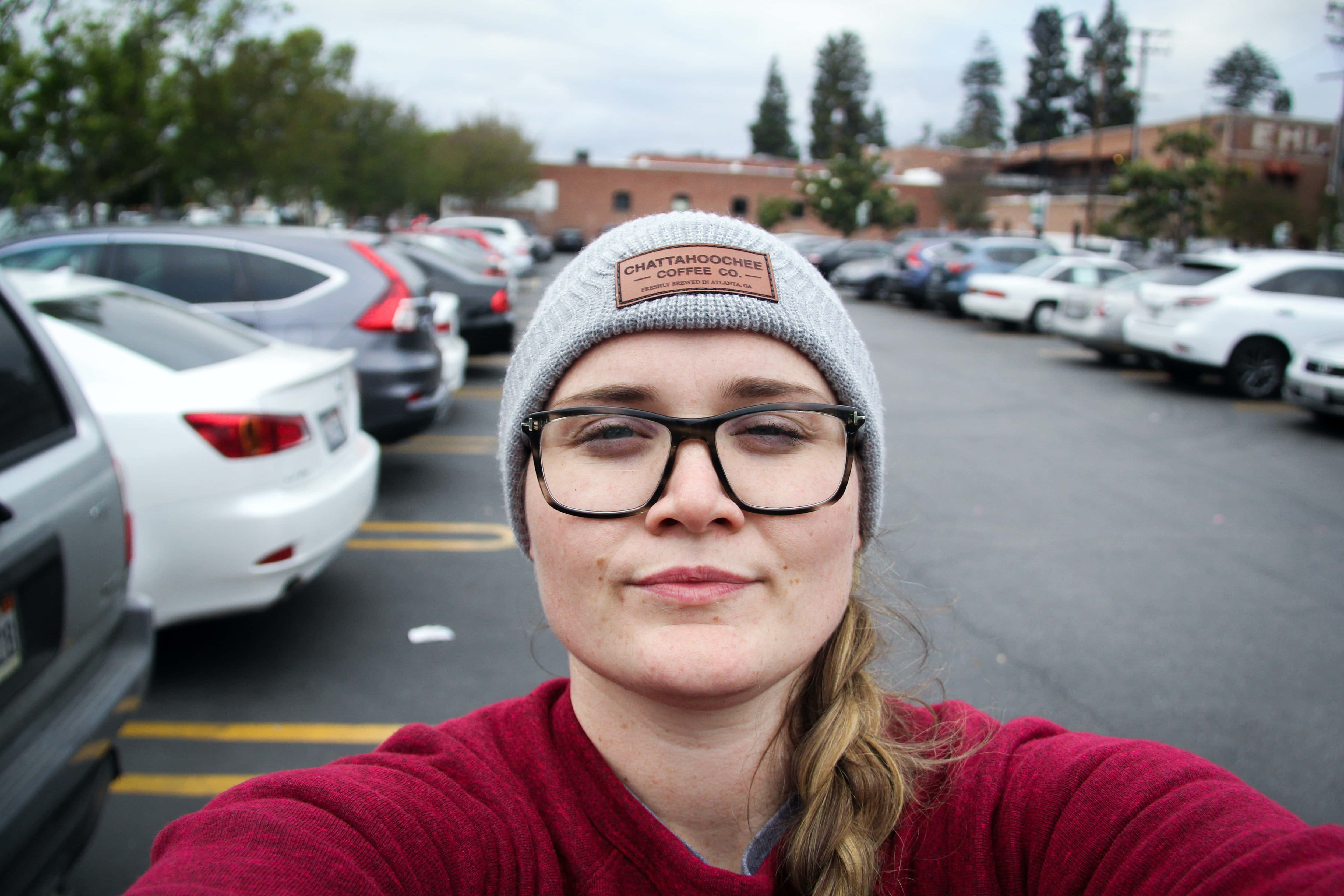 parking lot, young woman, glasses, 4K Desktop Wallpaper