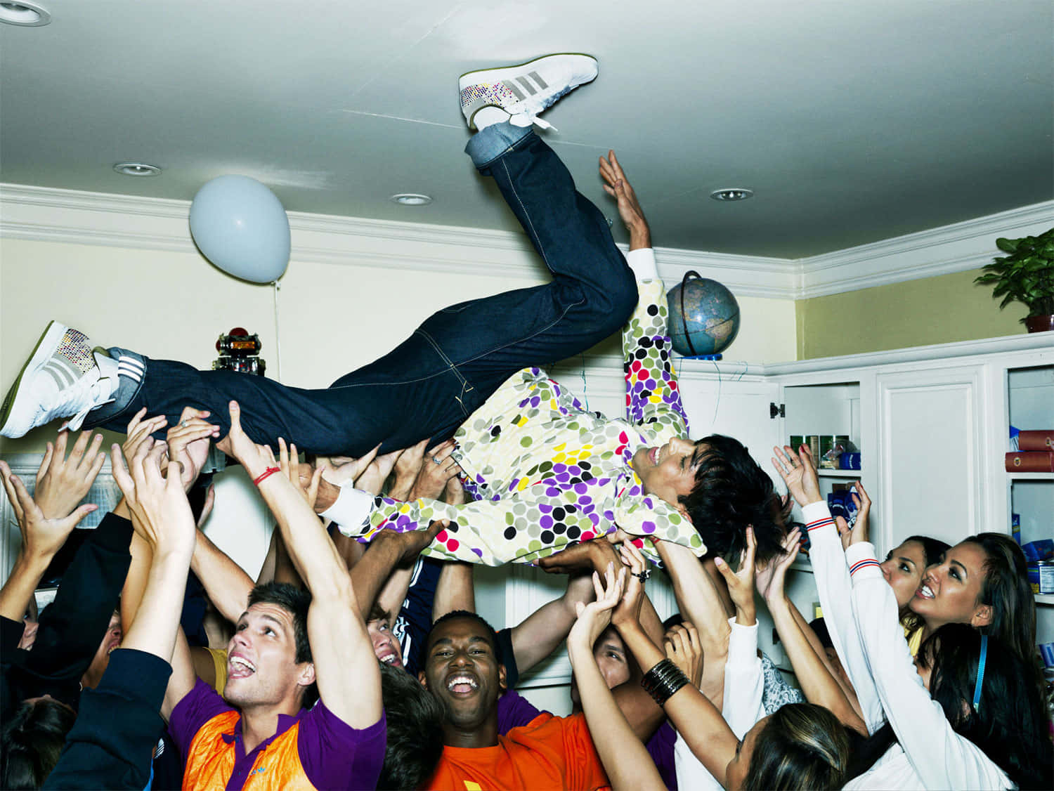 house party, joyful friends, lively indoor celebration, HD Desktop Wallpaper