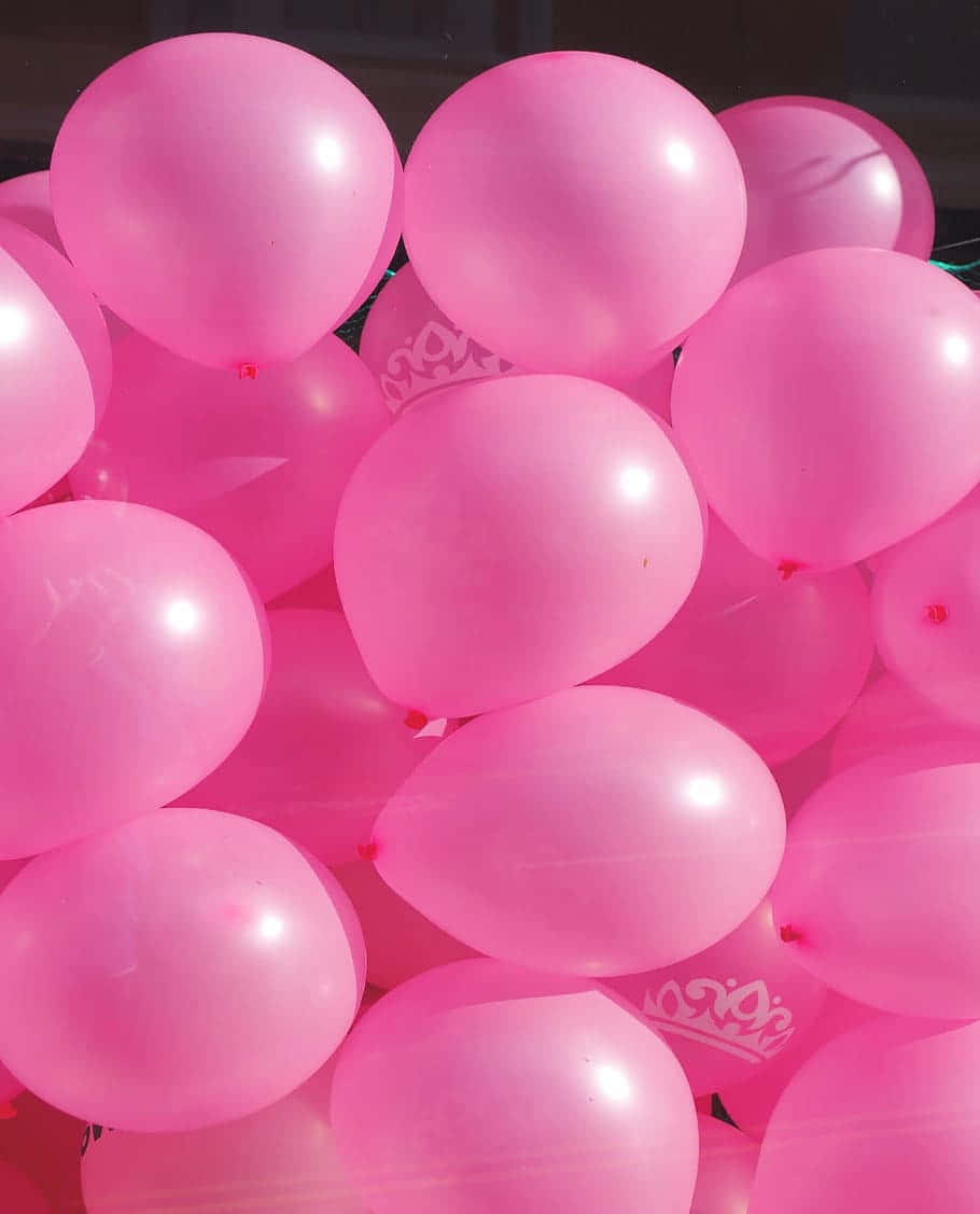 pink balloons, glossy pink balloons, white crown prints, SD Phone Wallpaper