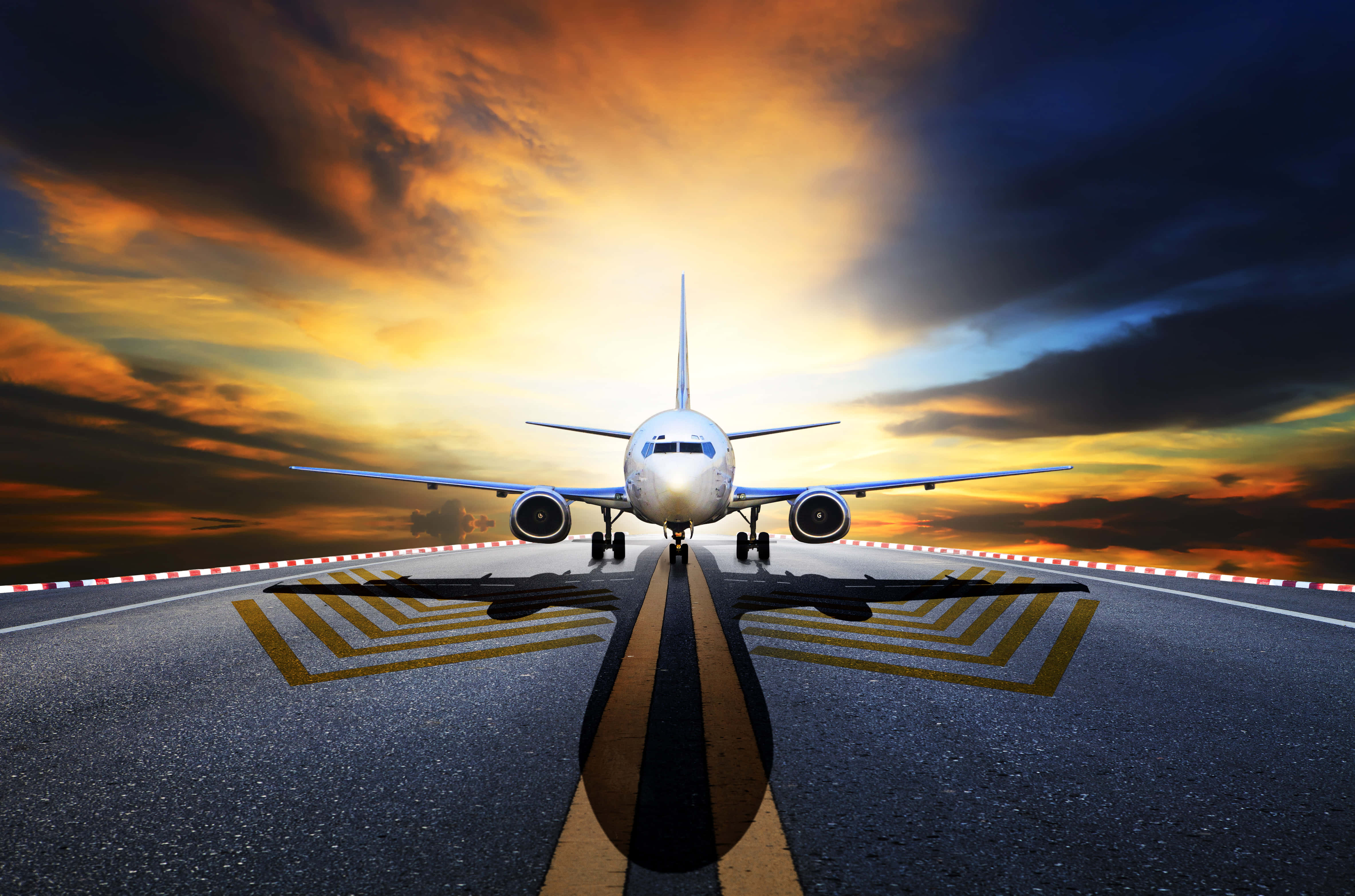 commercial airplane, runway, dramatic sunset sky, 4K Desktop Wallpaper