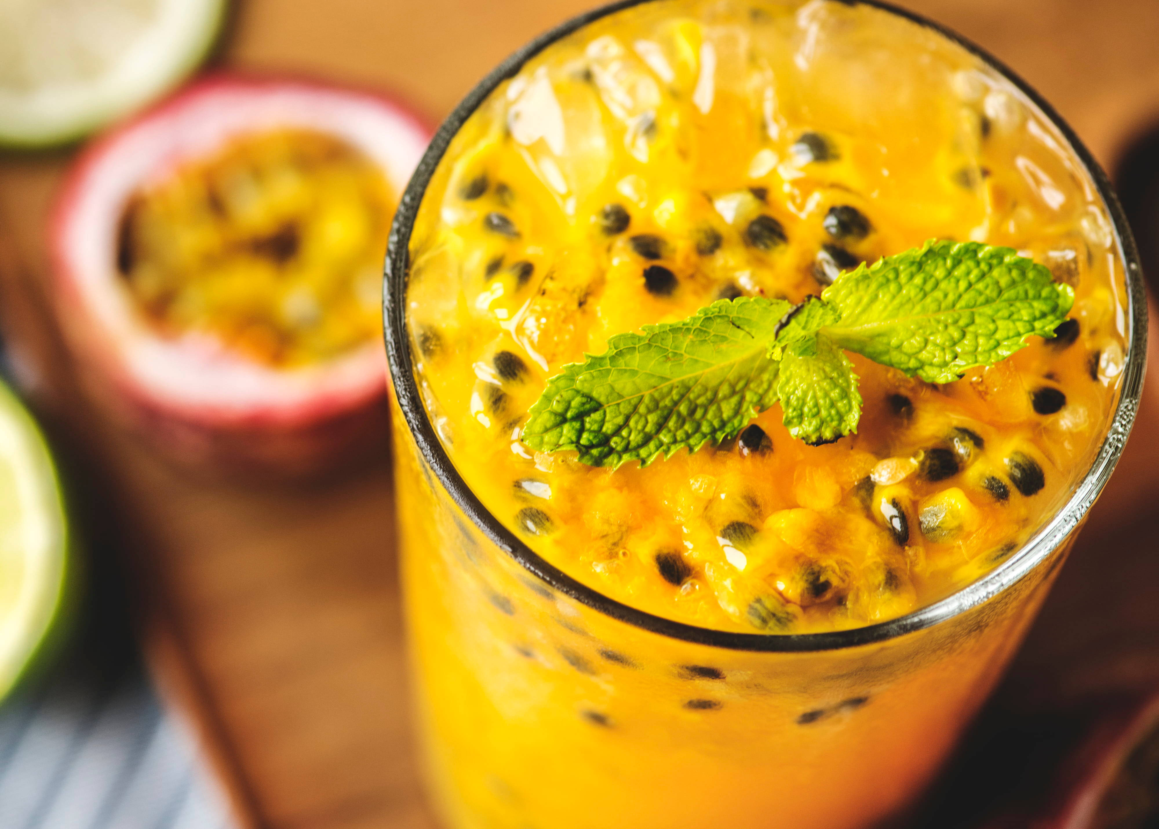 passionfruit drink, mint, ice, 4K Desktop Wallpaper