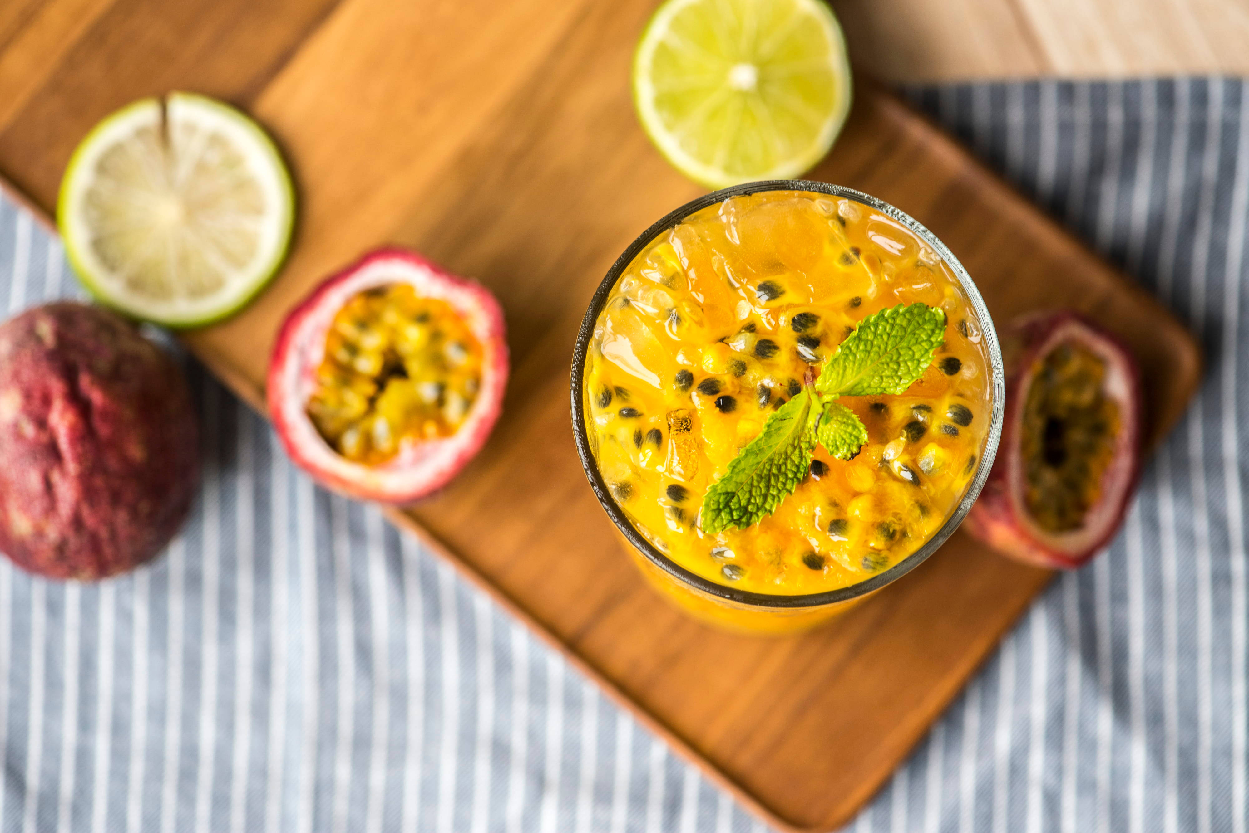 passion fruit drink, mint, ice, 4K Desktop Wallpaper