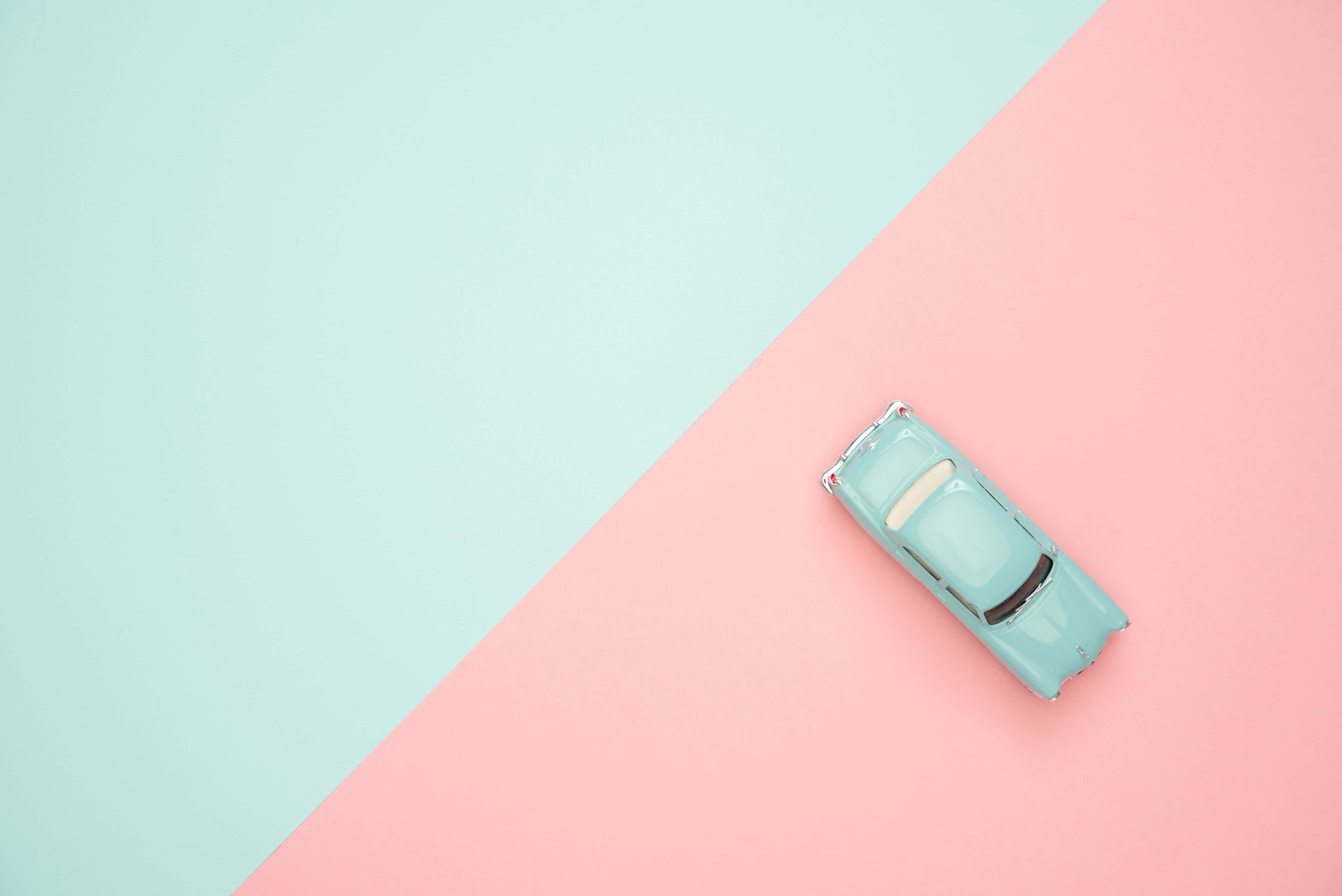 pastel pink aesthetic computer, mint green vintage toy car, pastel mint, 5K Desktop Wallpaper
