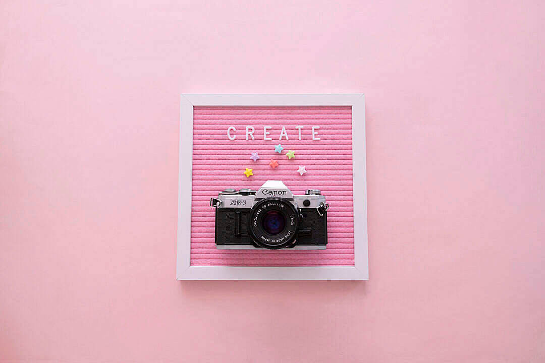 Pastel Pink Aesthetic, vintage Canon camera, pink felt board, SD Desktop Wallpaper