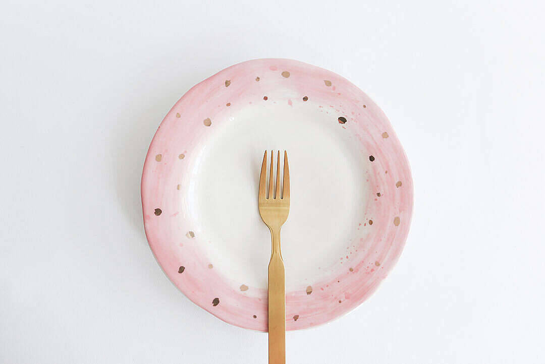 vintage pastel pink aesthetic plate, soft pink rim, gold speckles, SD Desktop Wallpaper