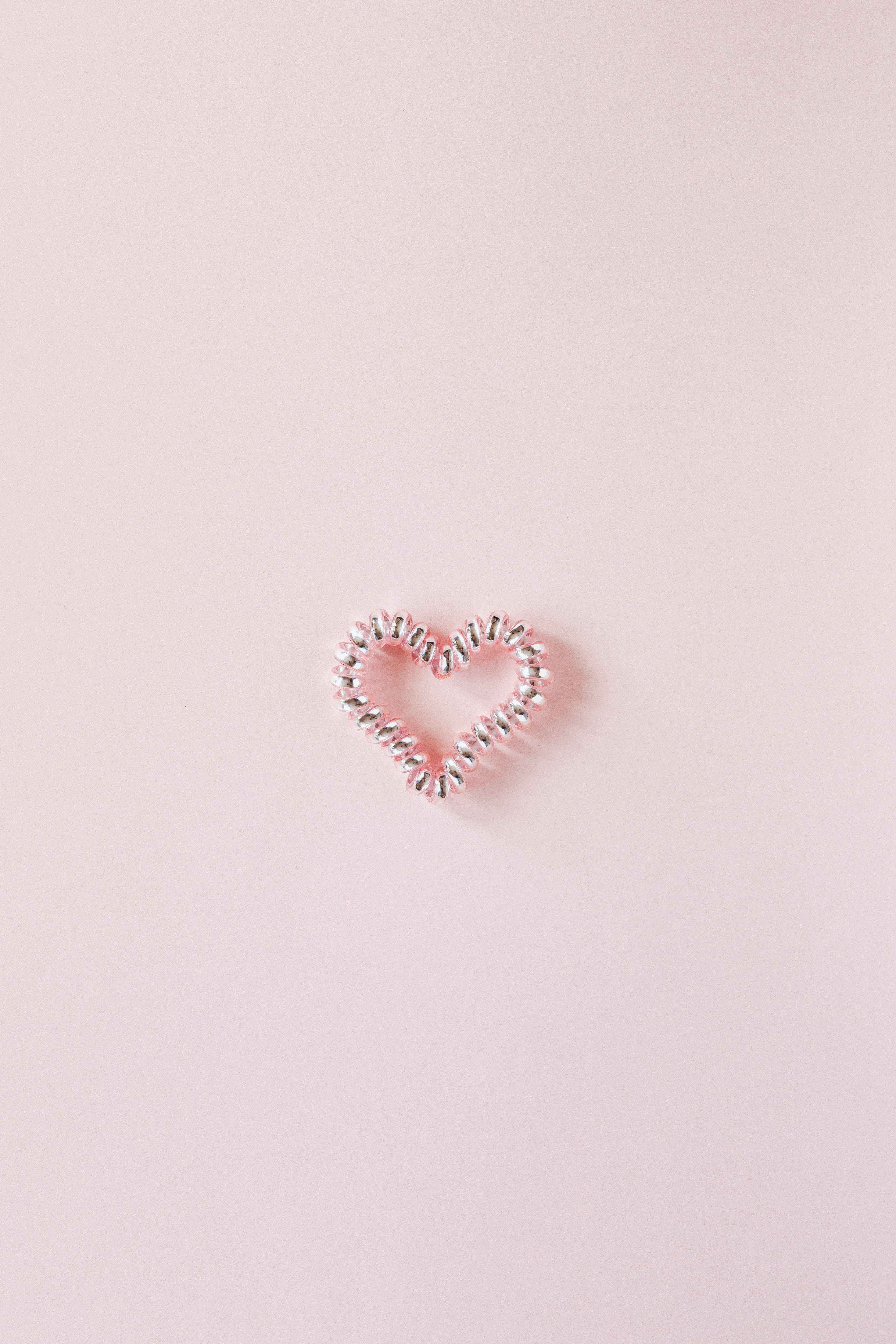 pastel pink heart spiral hair tie, silver-coated beads, heart-shaped hair tie, 5K Phone Wallpaper