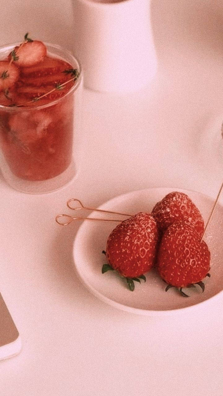 strawberry aesthetic, white plate, glass of strawberry drink, HD Phone Wallpaper