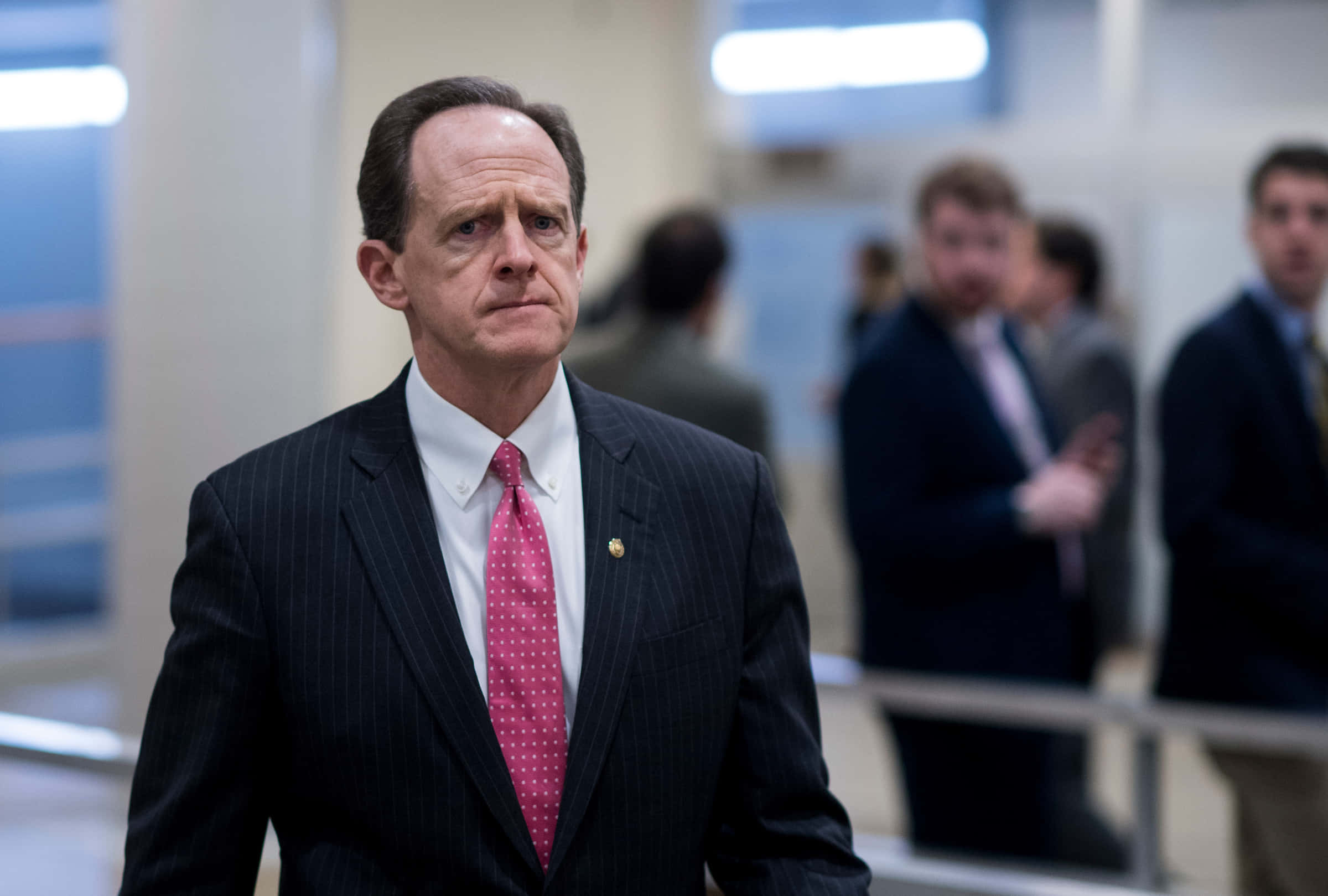 Pat Toomey, dark pinstripe suit, pink polka dot tie, Full HD Desktop Wallpaper