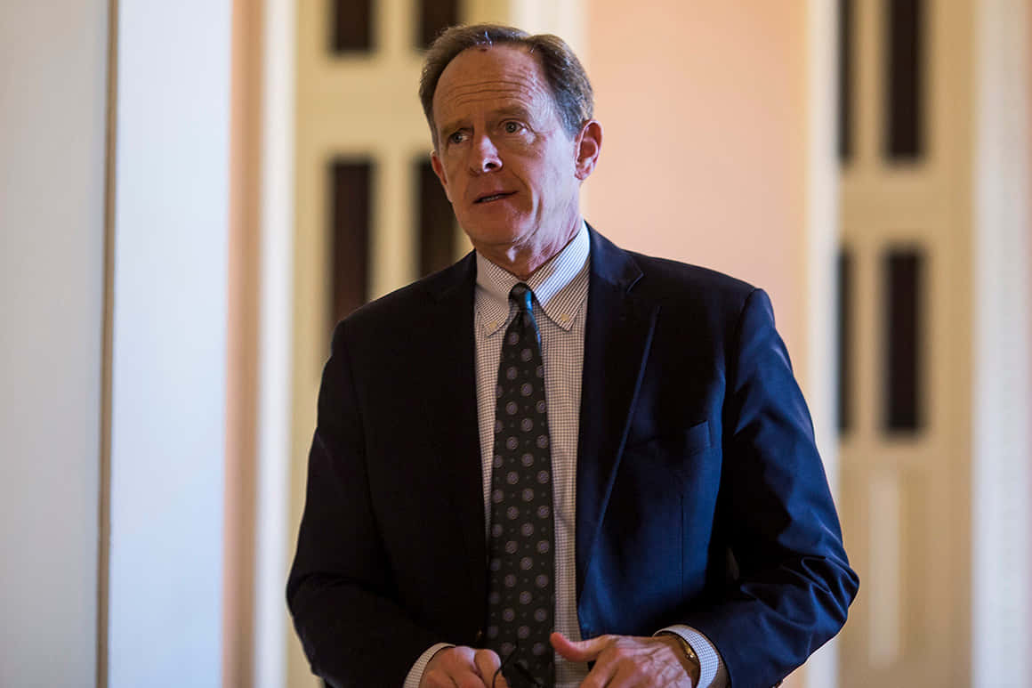 Pat Toomey, dark suit, patterned tie, SD Desktop Wallpaper