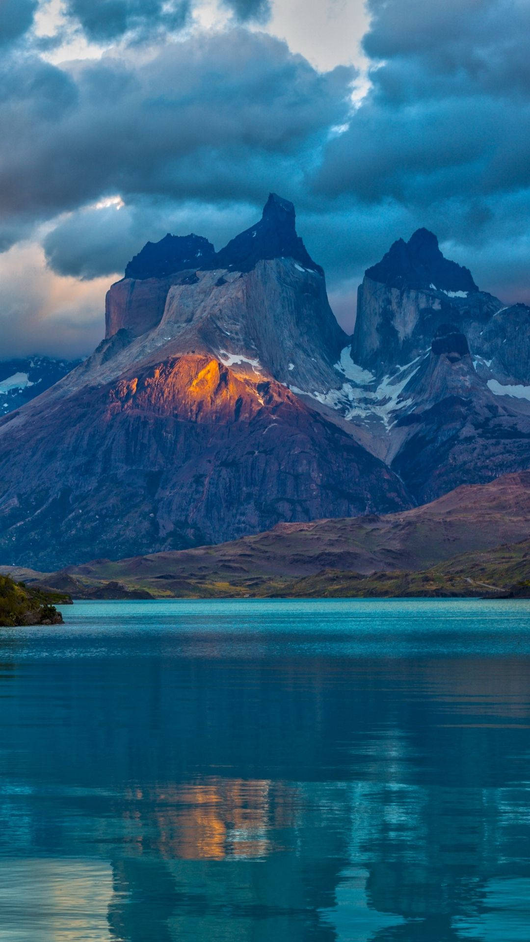 Patagonia, jagged mountain peaks, golden light, Full HD Phone Wallpaper