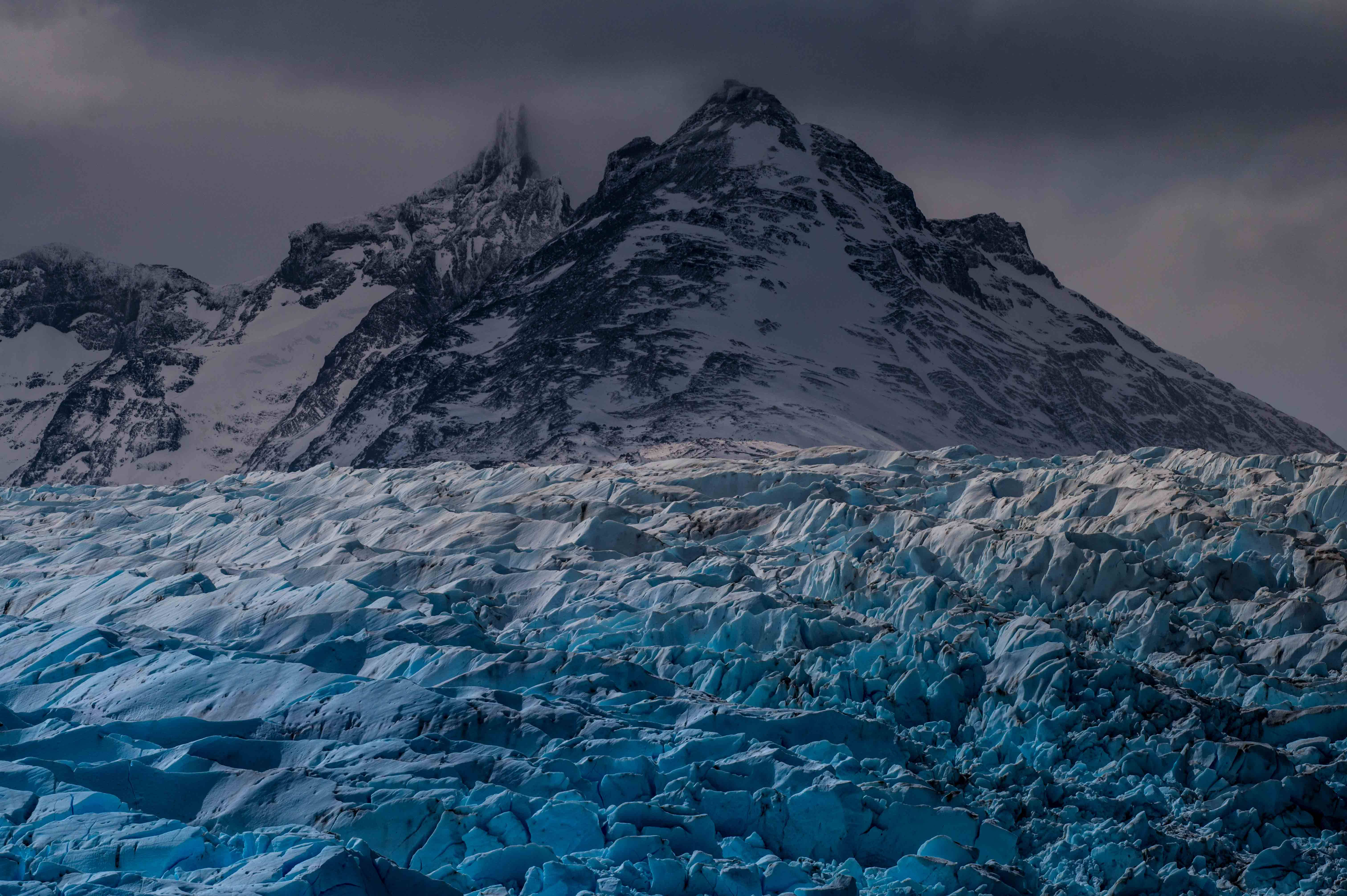 Patagonia, glacier, jagged blue ice, 5K Desktop Wallpaper