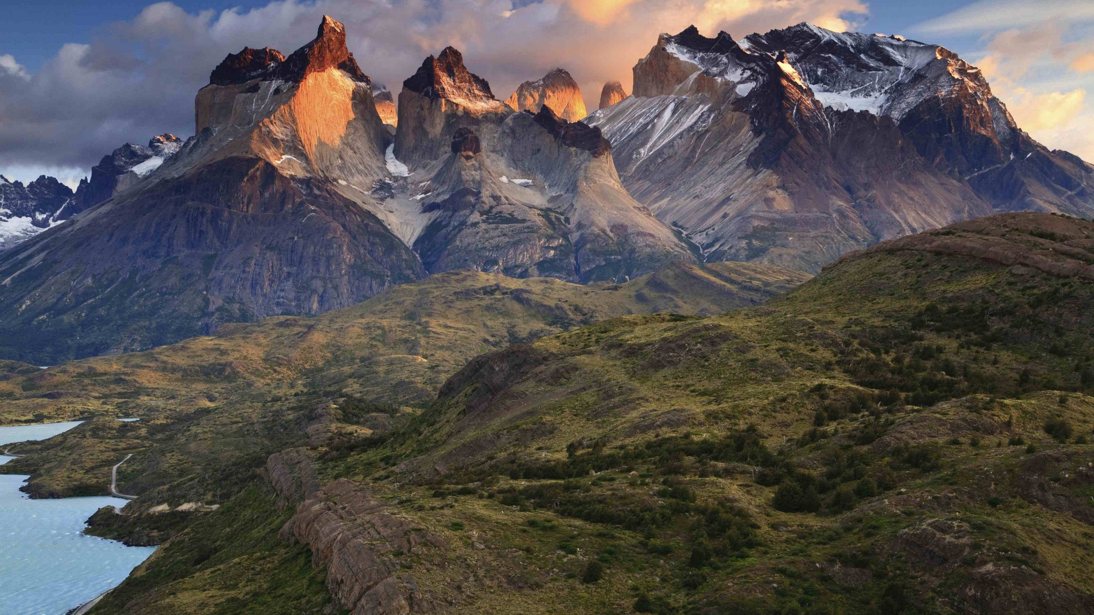 Patagonia, sunset, jagged snow-capped peaks, 4K Desktop Wallpaper