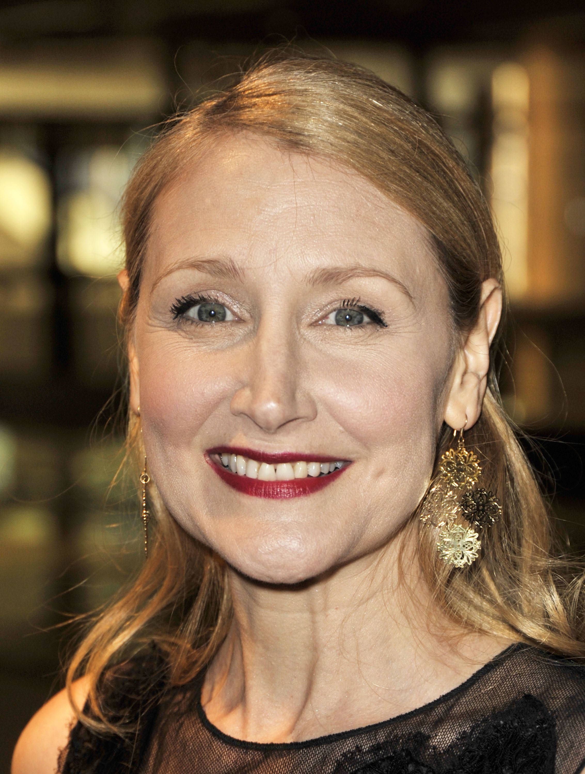 Patricia Clarkson, American actress, blonde hair, 2K Phone Wallpaper