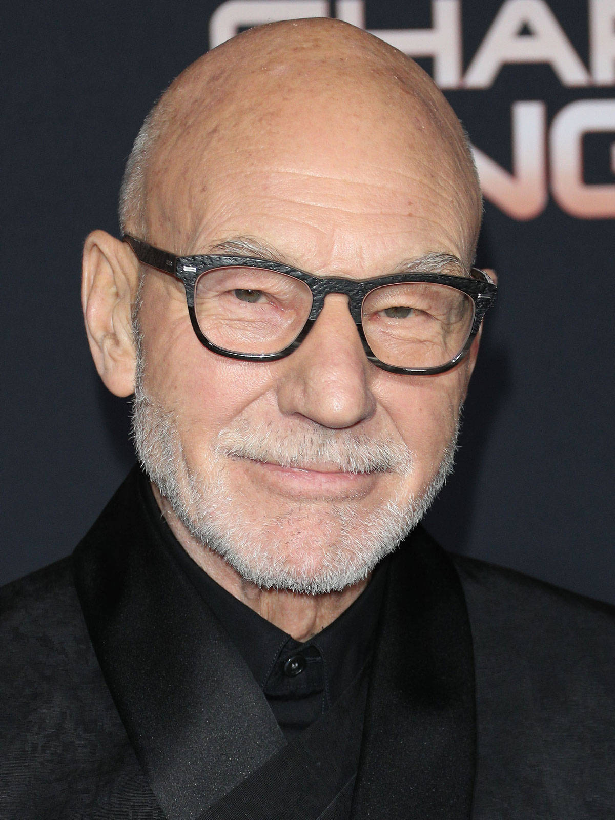Patrick Stewart, transparent black eyeglasses, black-rimmed glasses, HD Phone Wallpaper