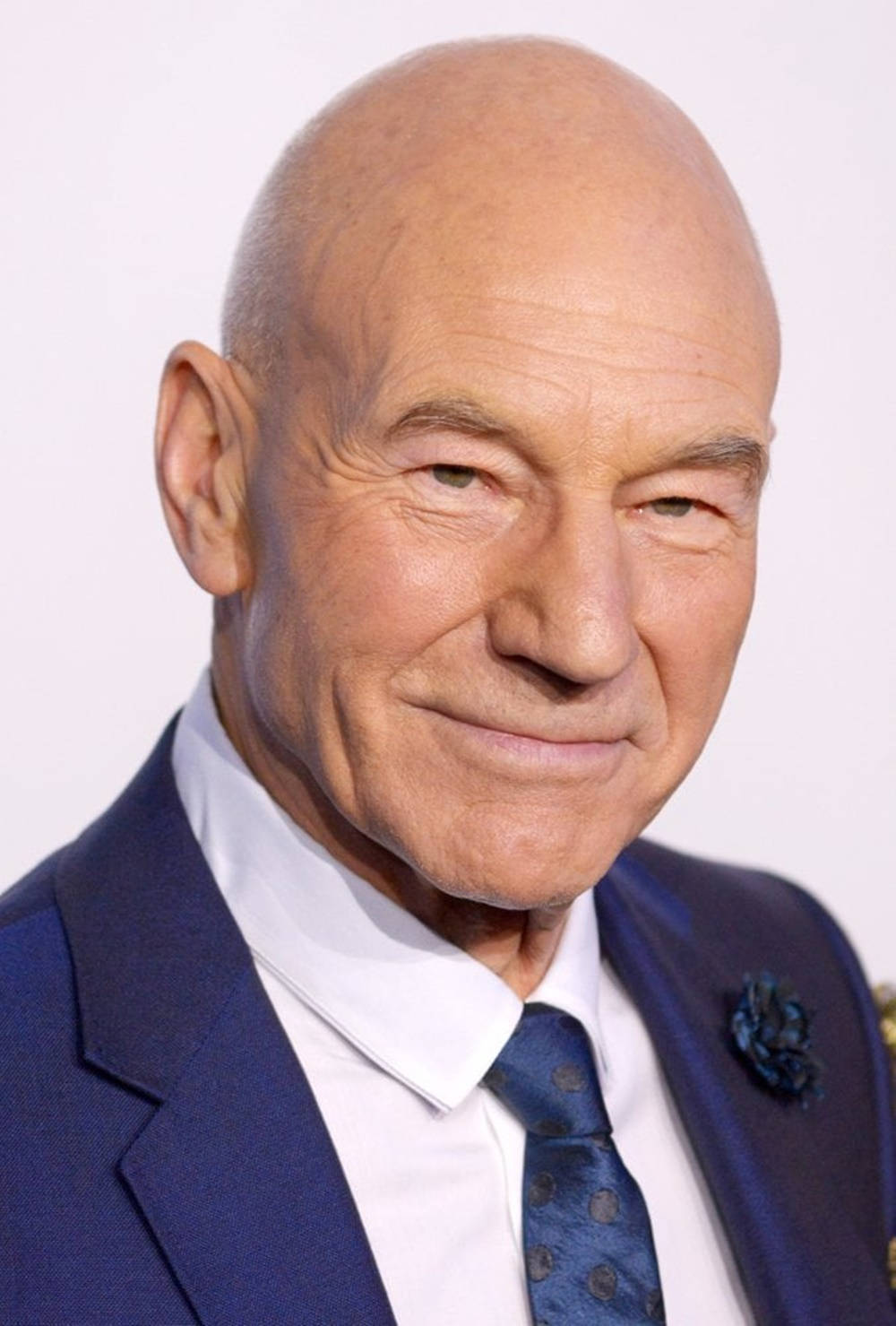 Patrick Stewart, blue suit, tie, HD Phone Wallpaper