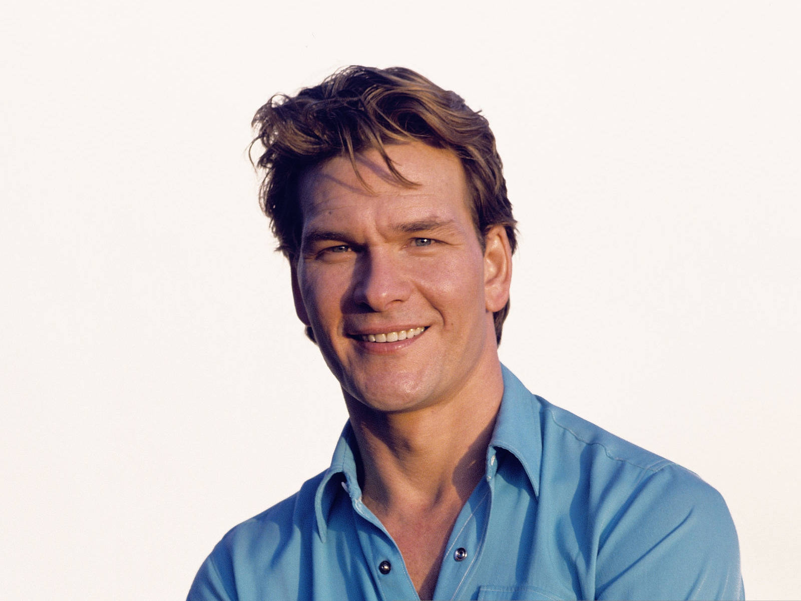 Patrick Swayze, American actor, tousled brown hair, HD Desktop Wallpaper