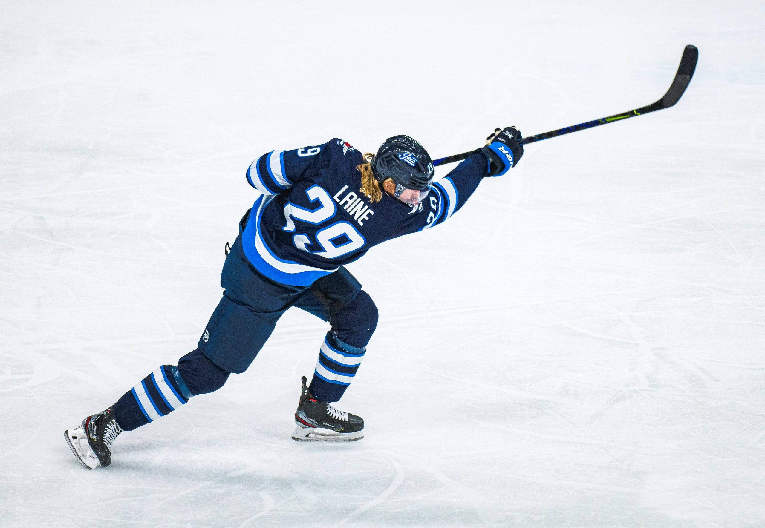 Patrik Laine, blue and white gear, ice, 2K Desktop Wallpaper