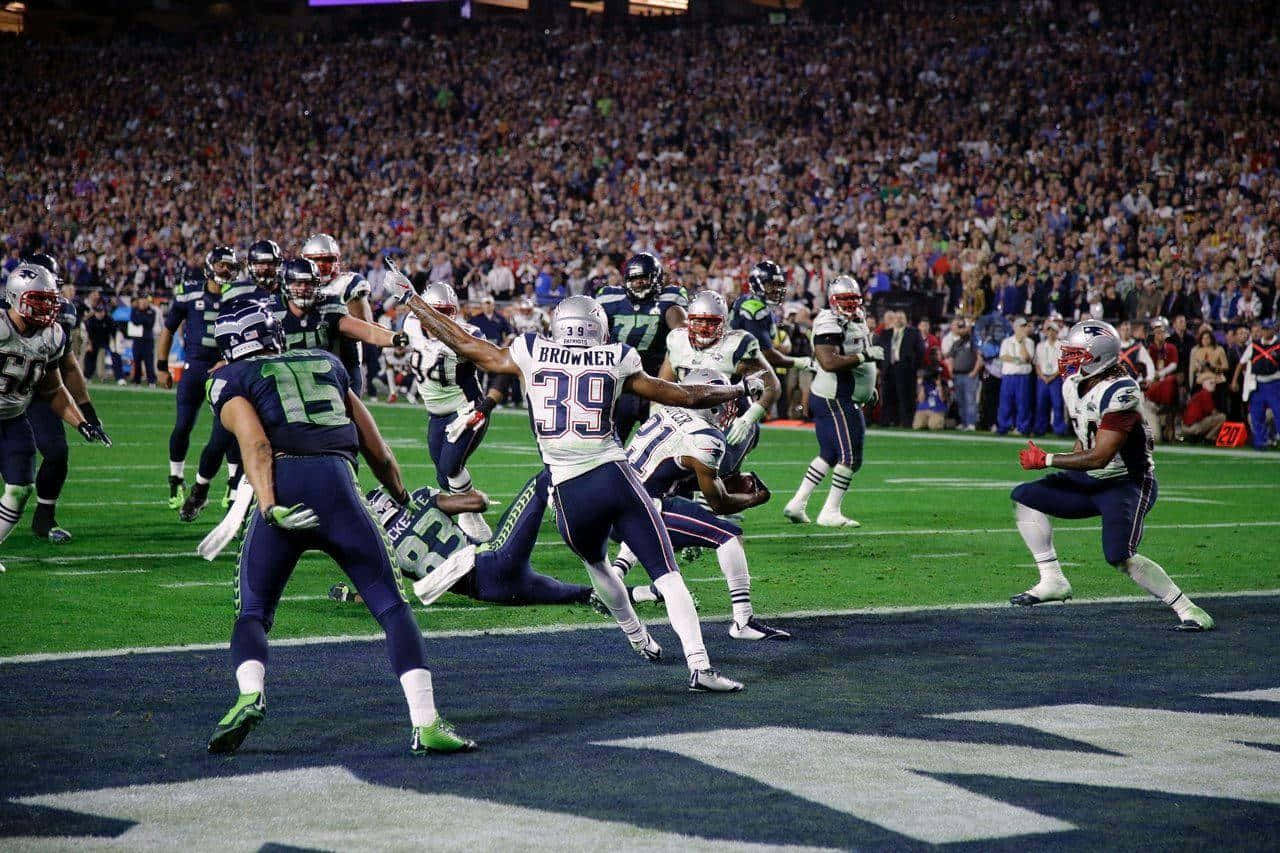 Patriots Desktop, American football players, stadium field, HD Desktop Wallpaper