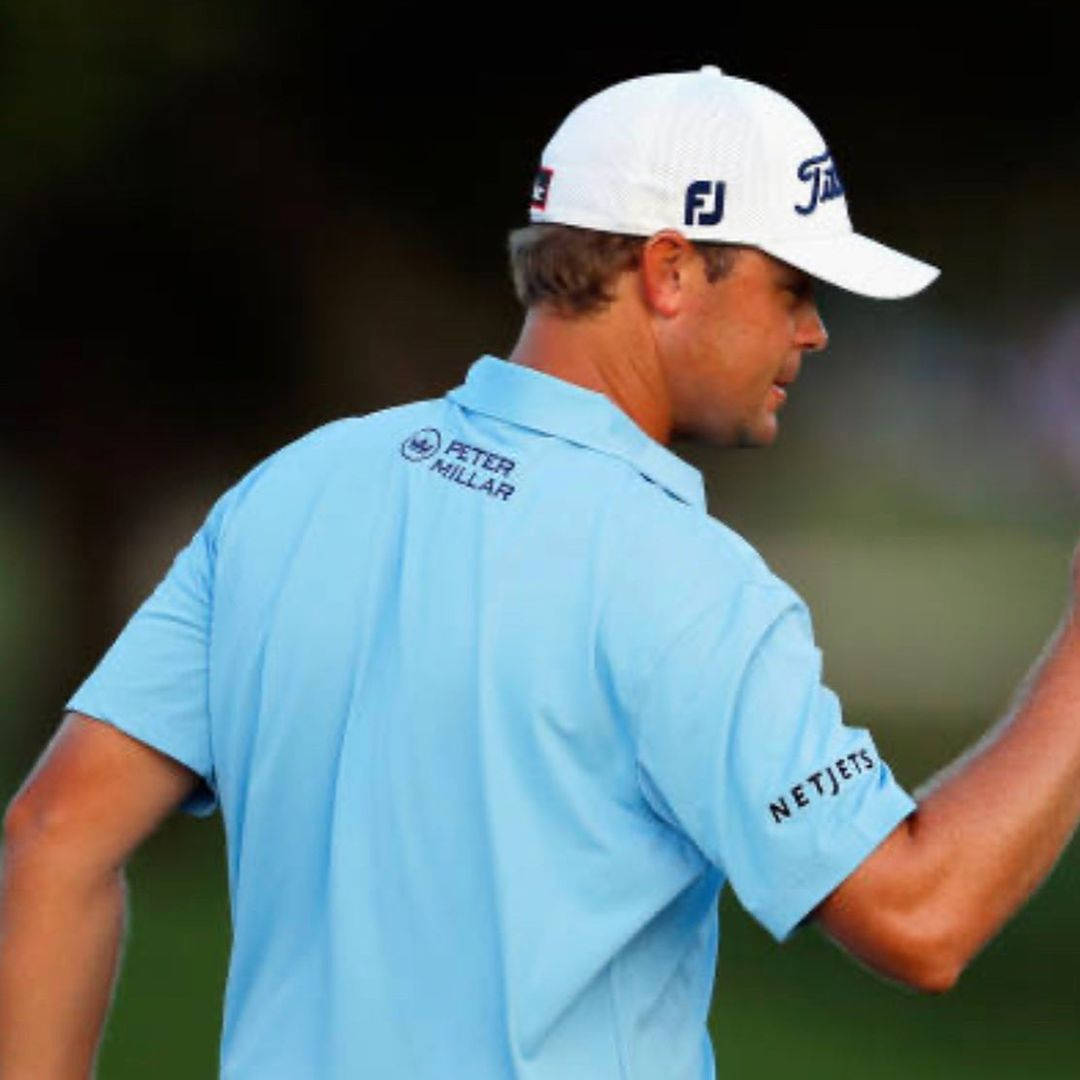 Patton Kizzire, light blue Peter Millar polo, white Titleist cap, SD Desktop Wallpaper