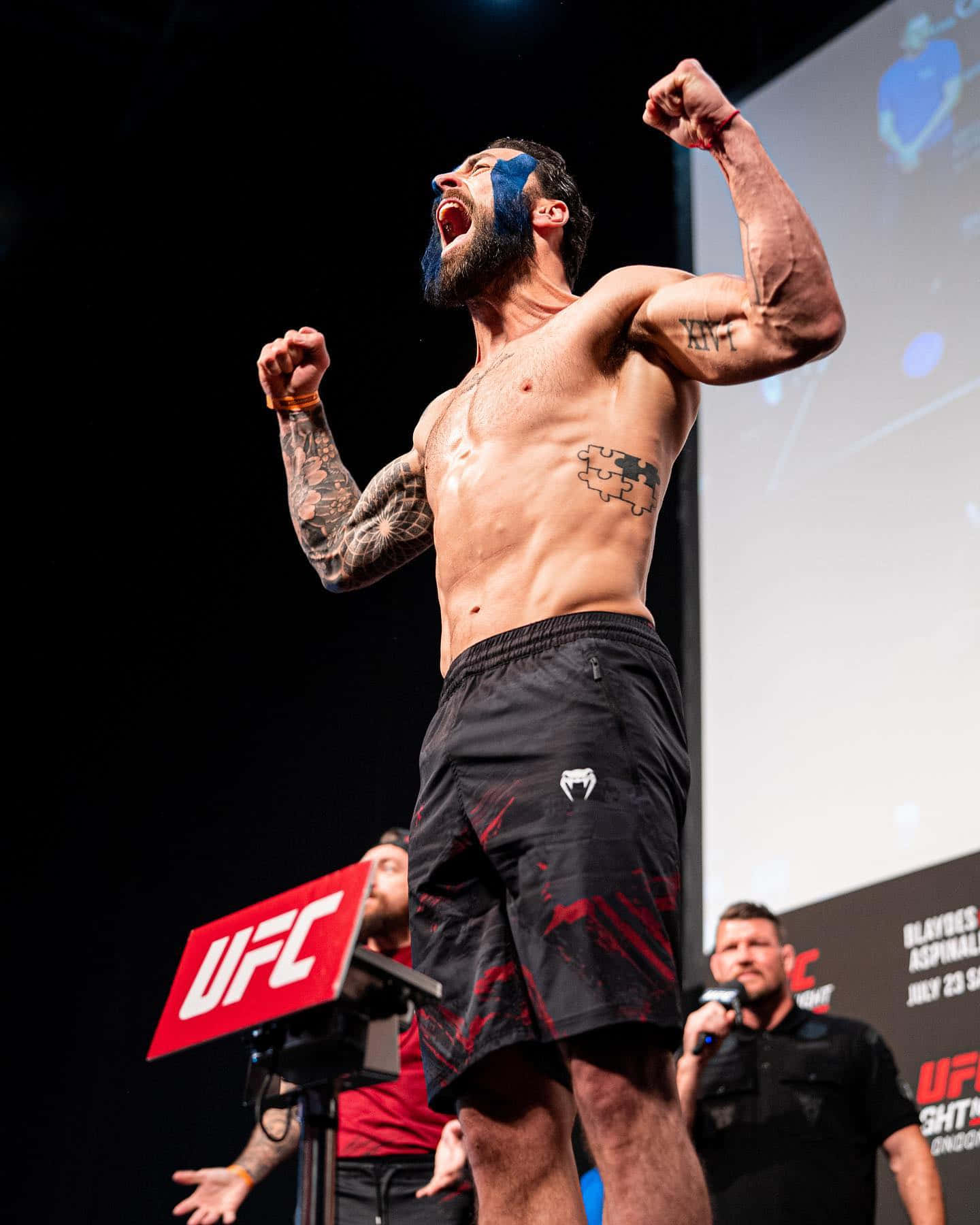 Paul Craig, UFC fighter, blue face paint, HD Phone Wallpaper